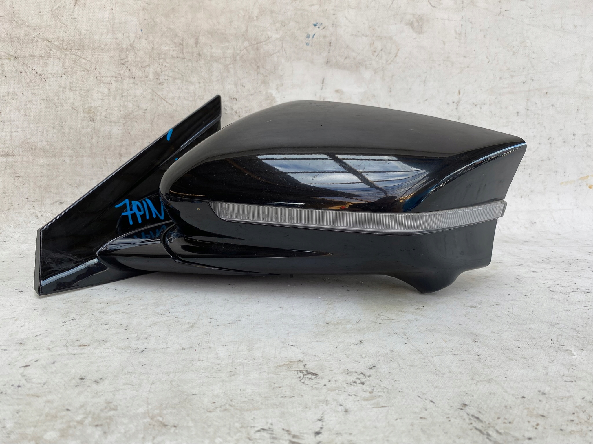 KIA EV6 21- mirror left 7+1 PIN KAMERA