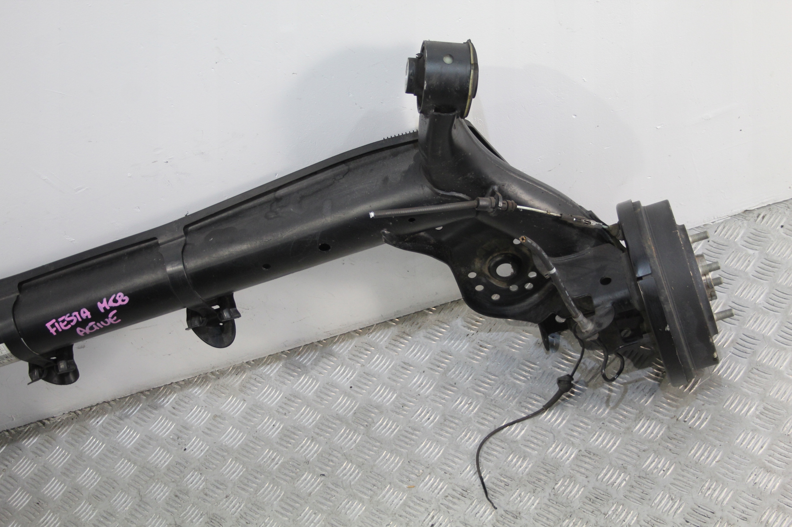 sider axis OSKA sususpension rear part FIESTA MK8