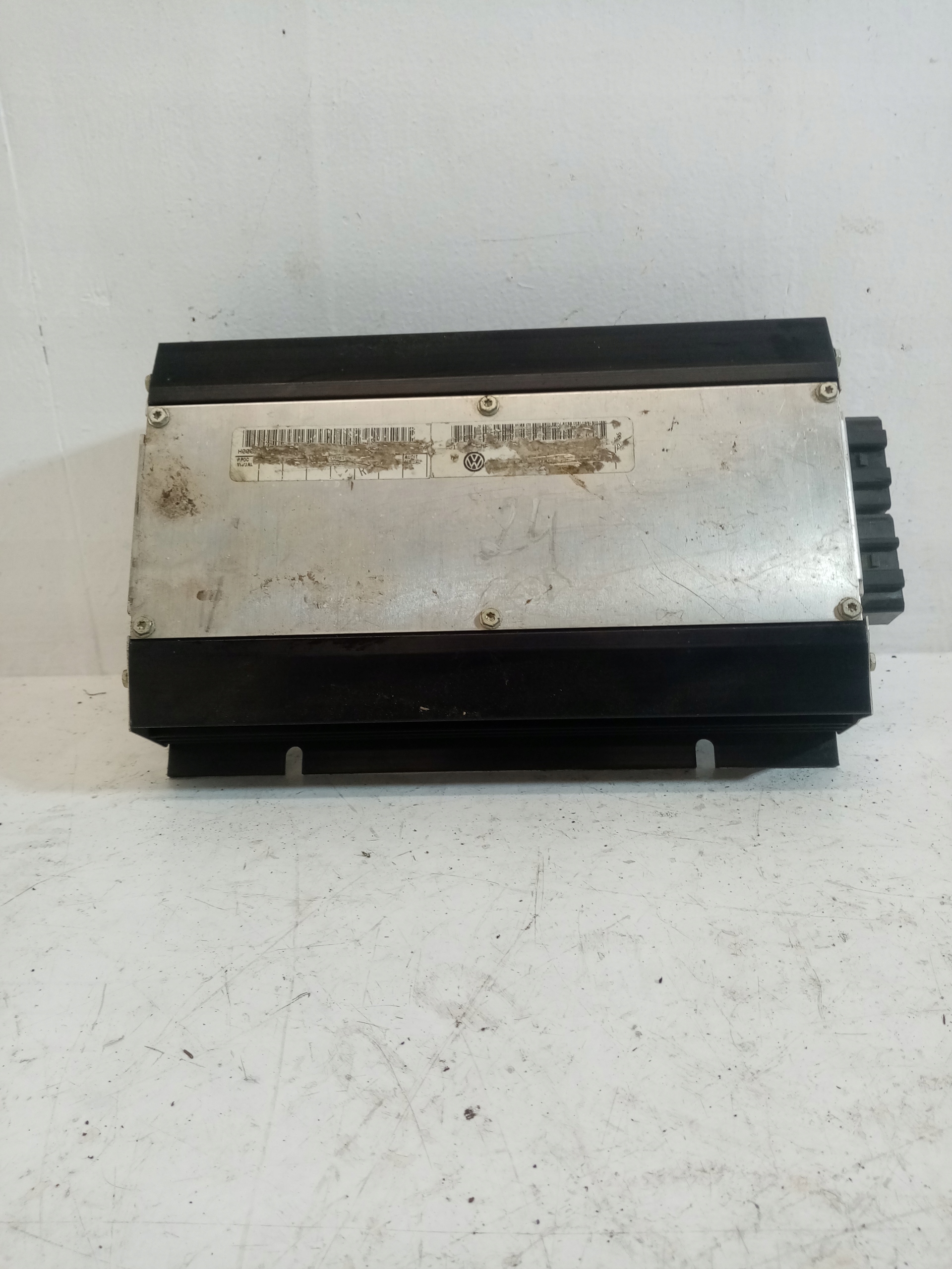 amplifier AUDIO VOLKSWAGEN PHAETON