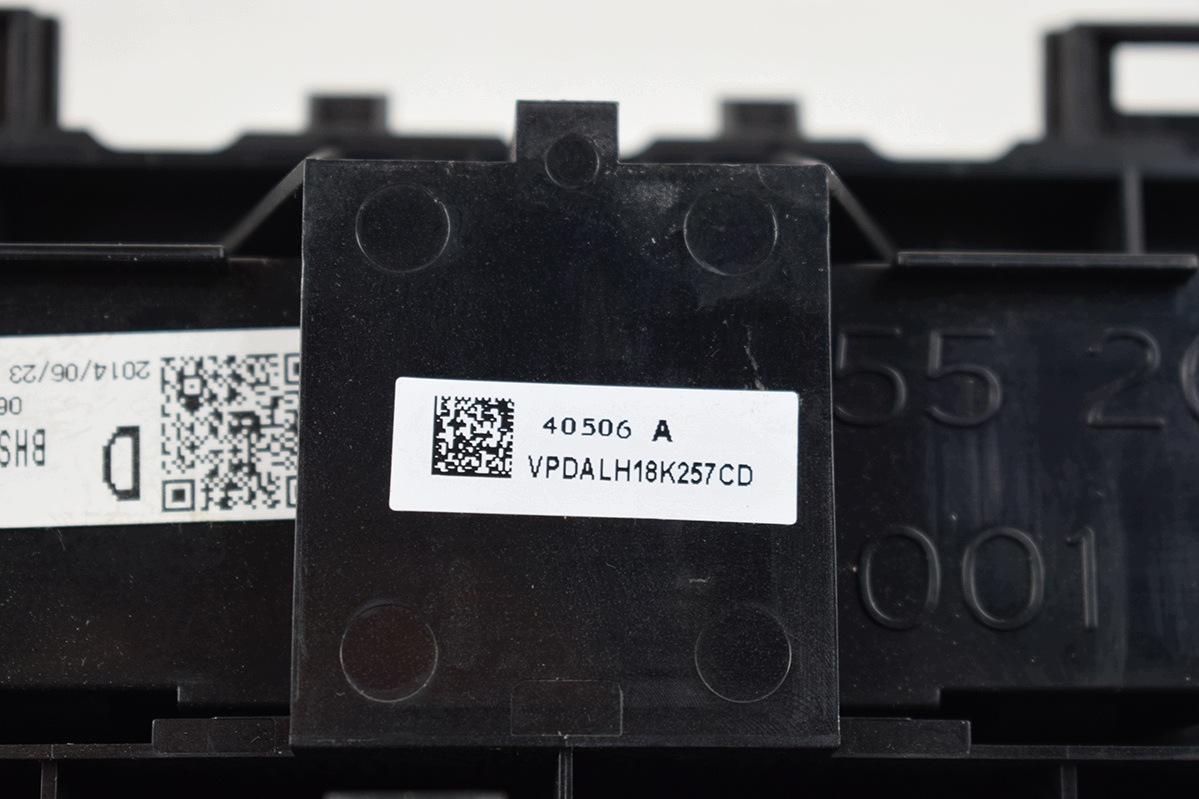 PANEL klími * klimatizaci MAZDA 3 BM B45061190D
