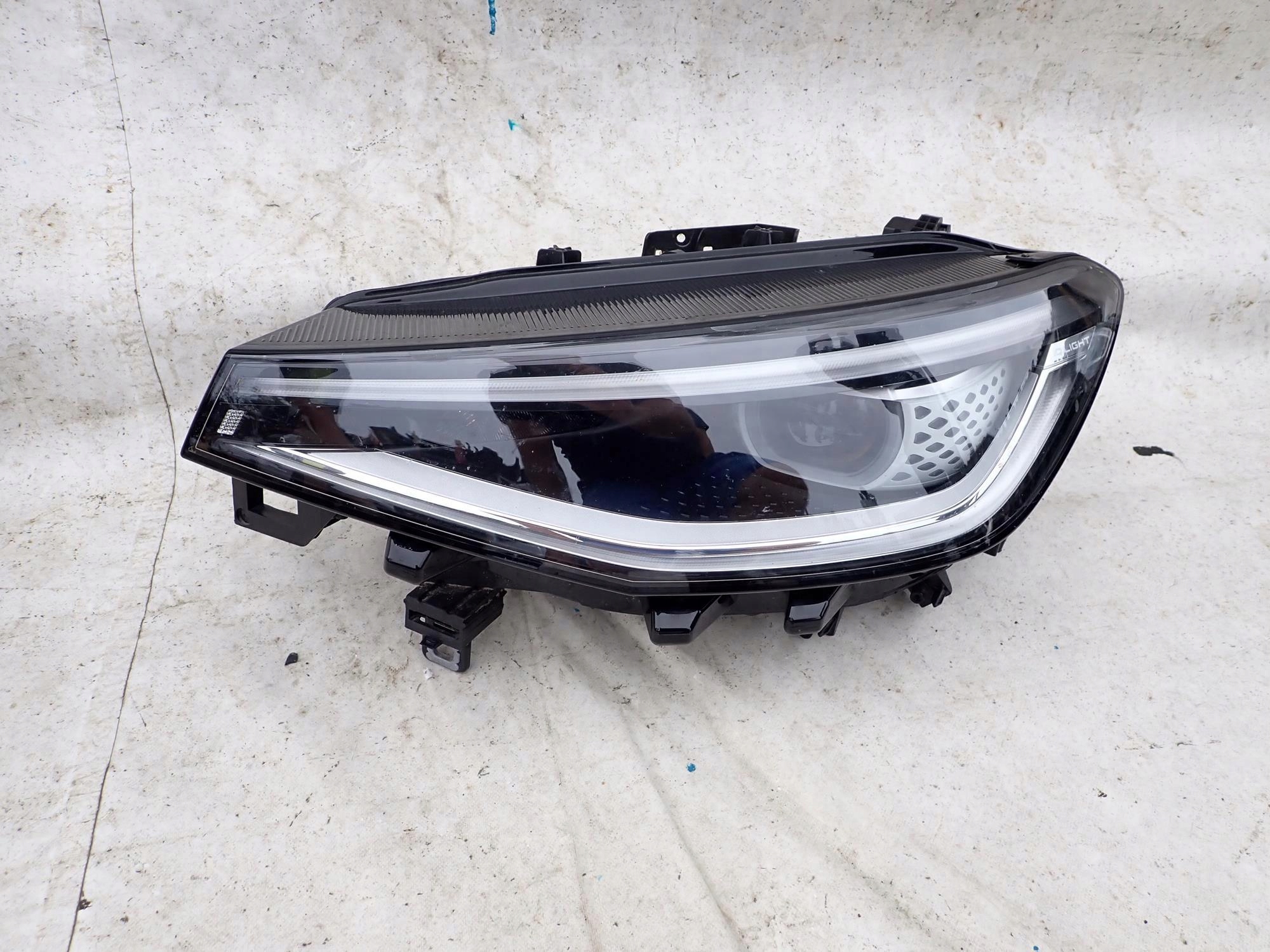 VW ID 4 ID.4 20-> light front front left FULL LED