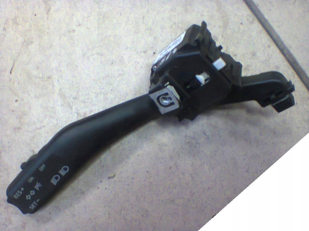 SKODA SEAT VW AUDI PRZEŁĄCZNIK 1K0953513A