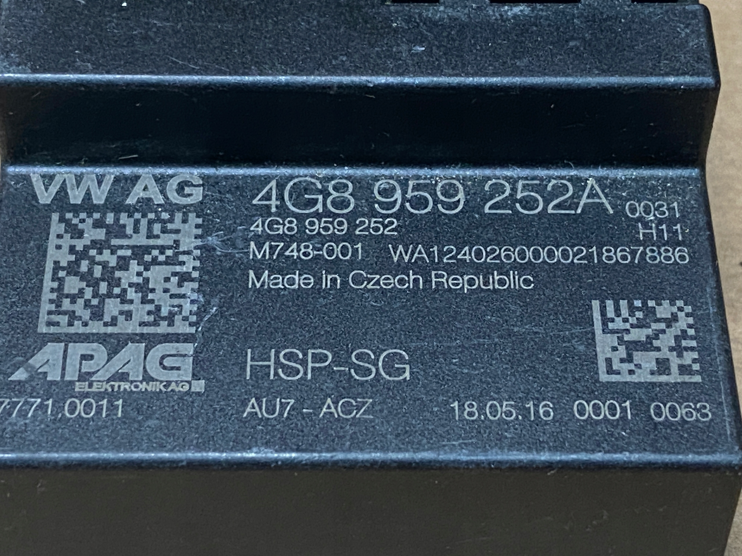 AUDI A7 4G control unit SPOILERA 4G8959252A