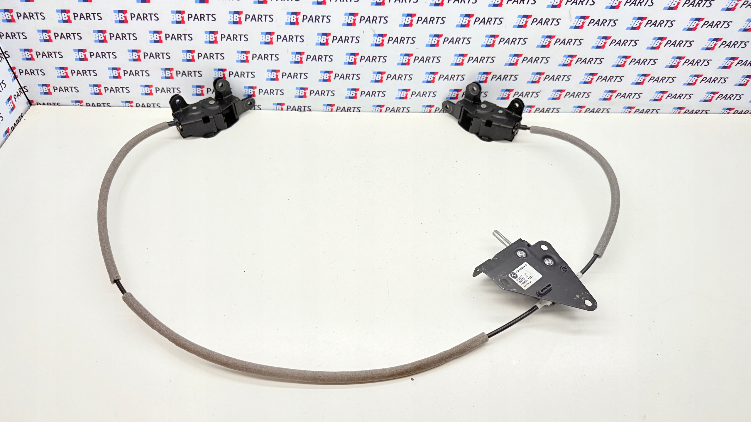 BMW X5 E70 lock bonnet BURTY boot left right KOMPLET 7162147 7149630