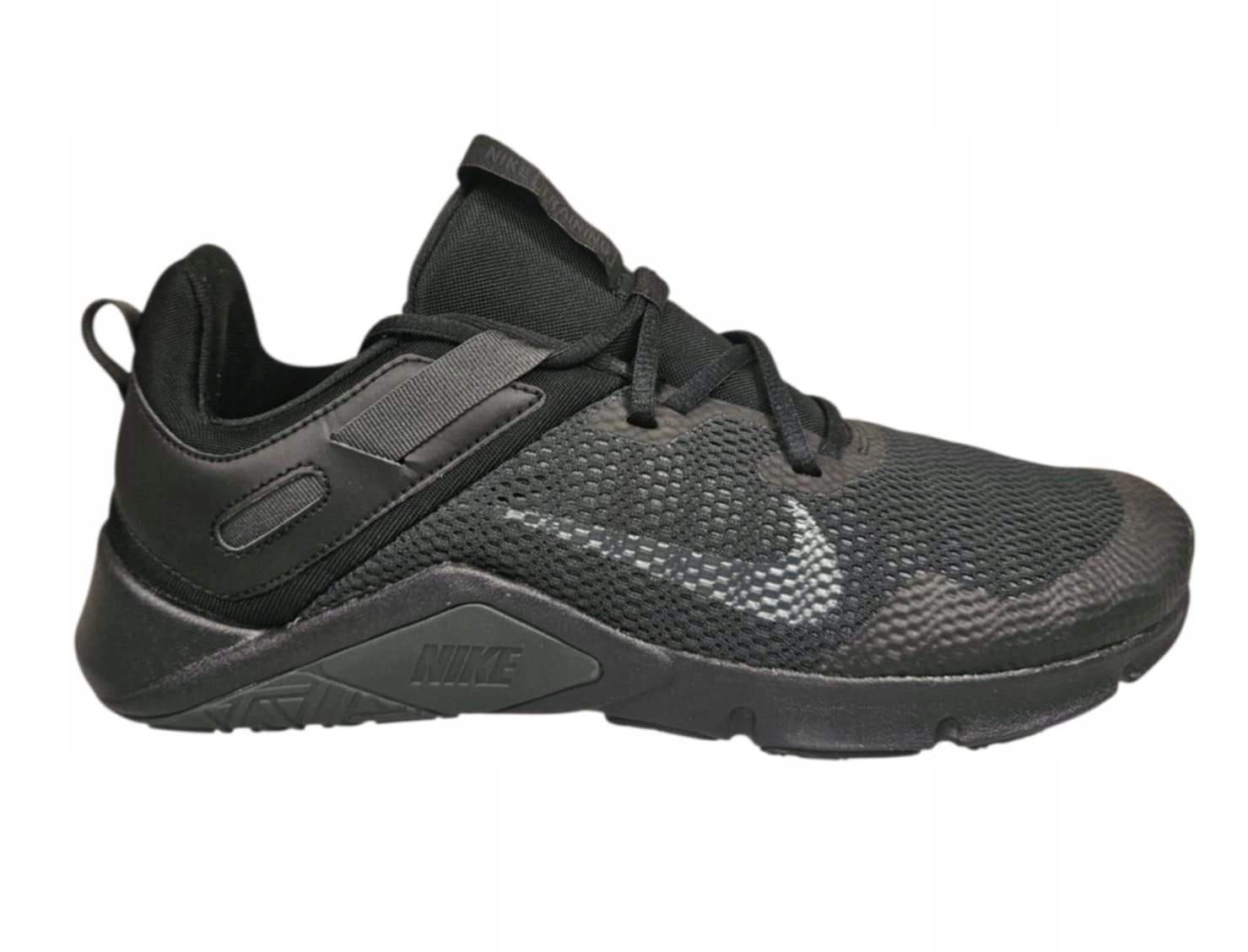 Nike Legend Essential Pánské CD0443 008 Černé vel. 44