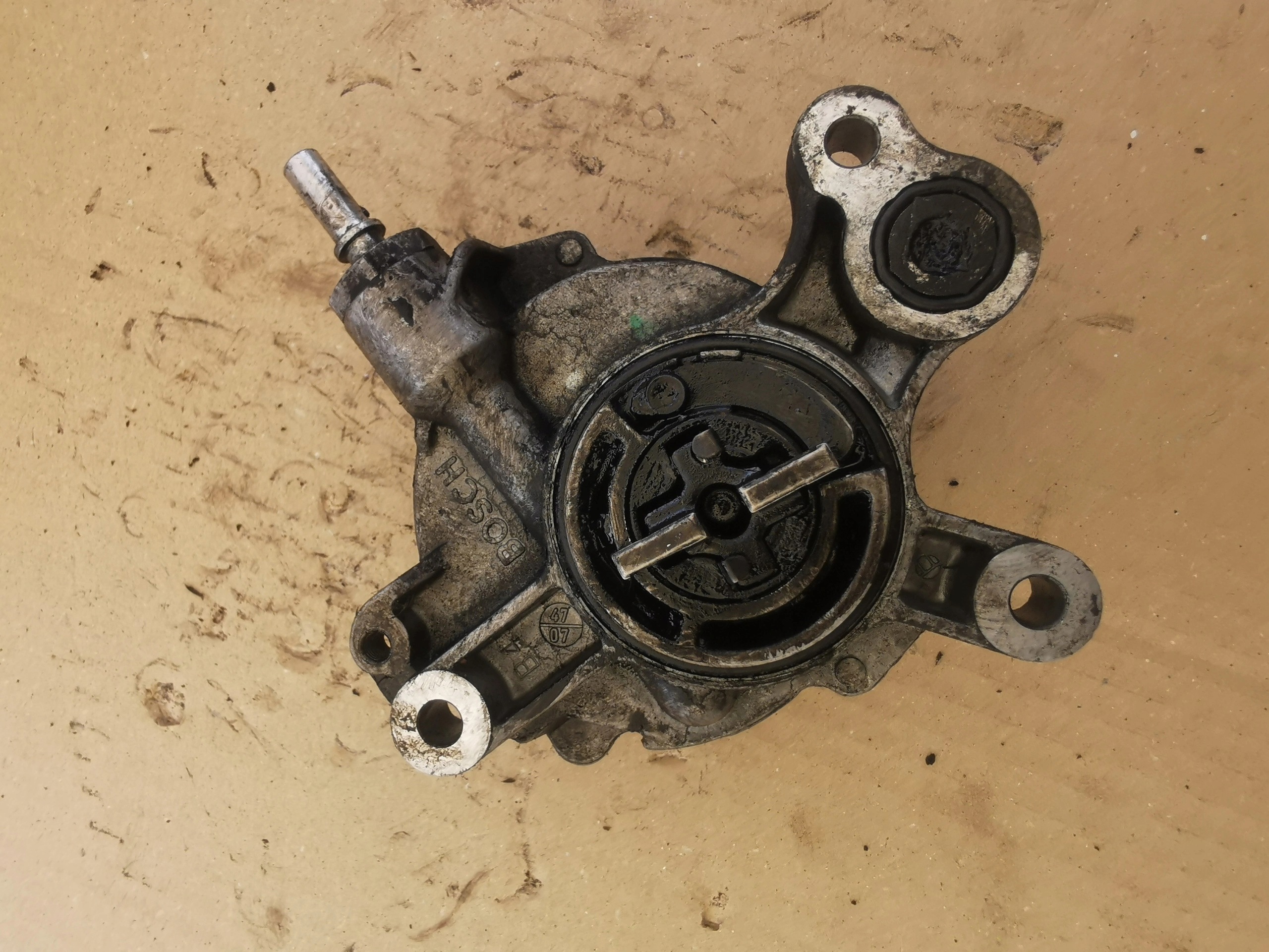 D165-1A Pompa VACUM WACUM FORD C-MAX 2.0 TDCI