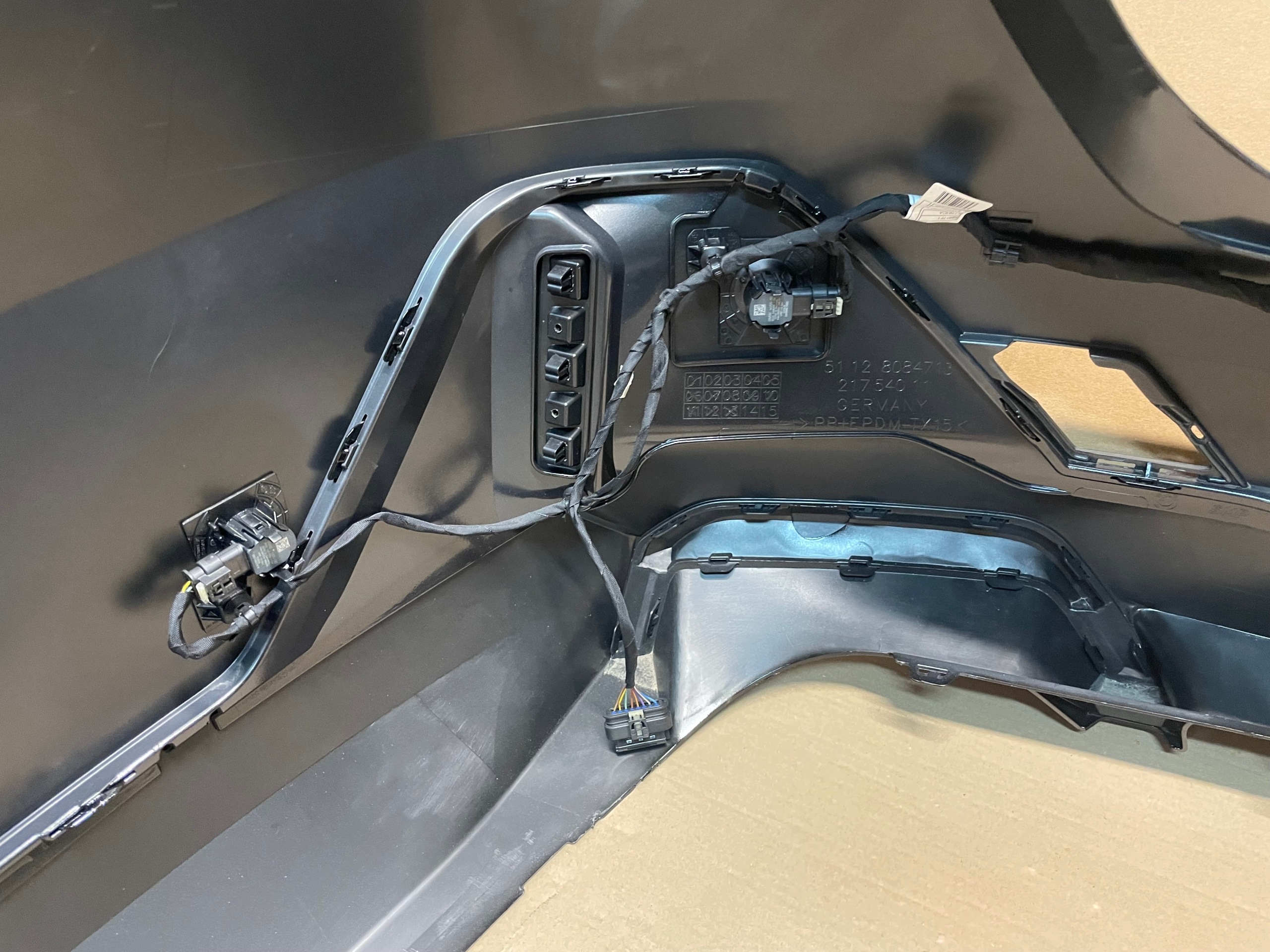 bumper rear part 6X PDC m-packet complete BMW 5 G60 colour A90 EUROPA