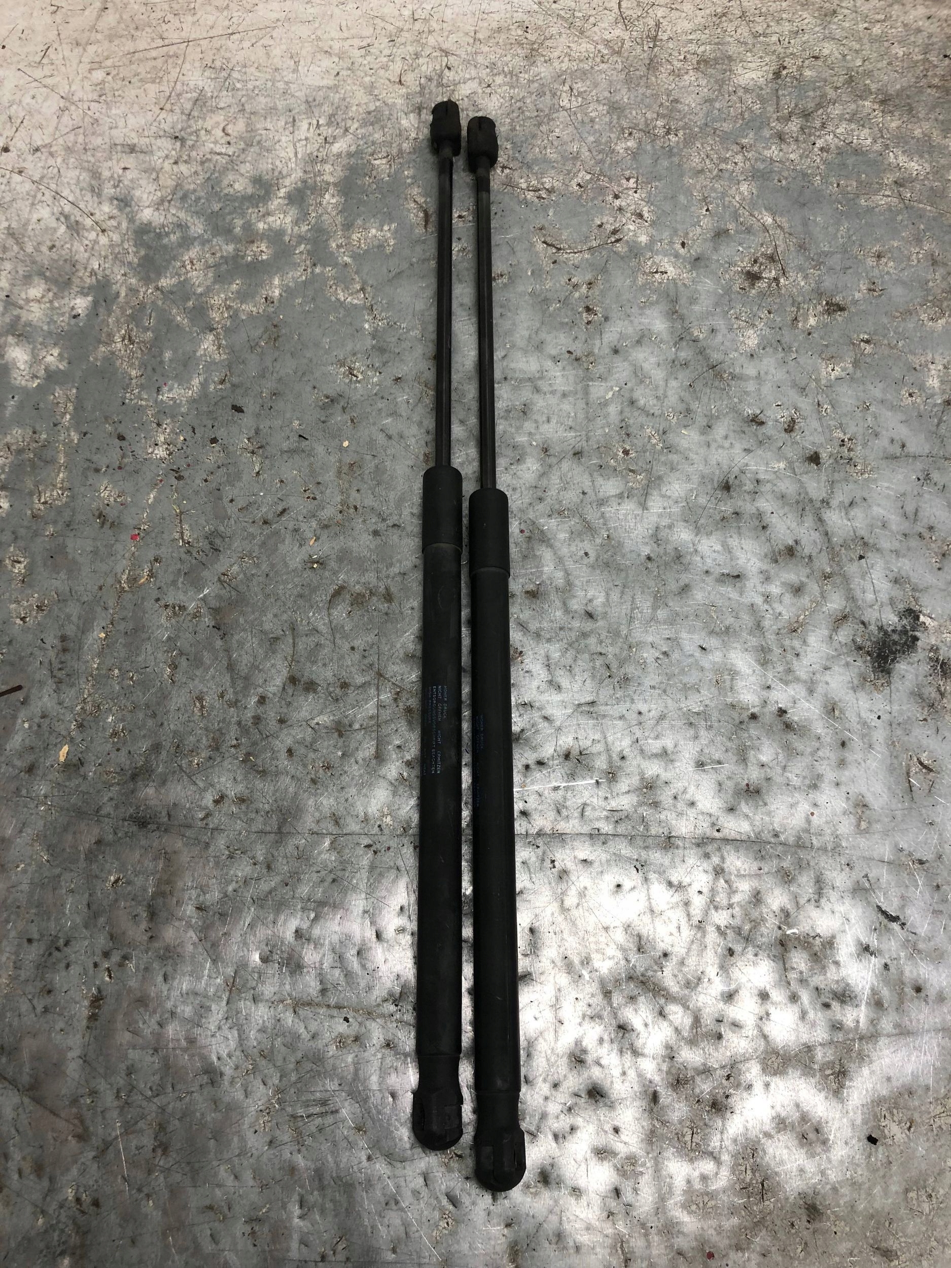 SILOWNIKI bonnet boot VW POLO V 6R 6R6827550A