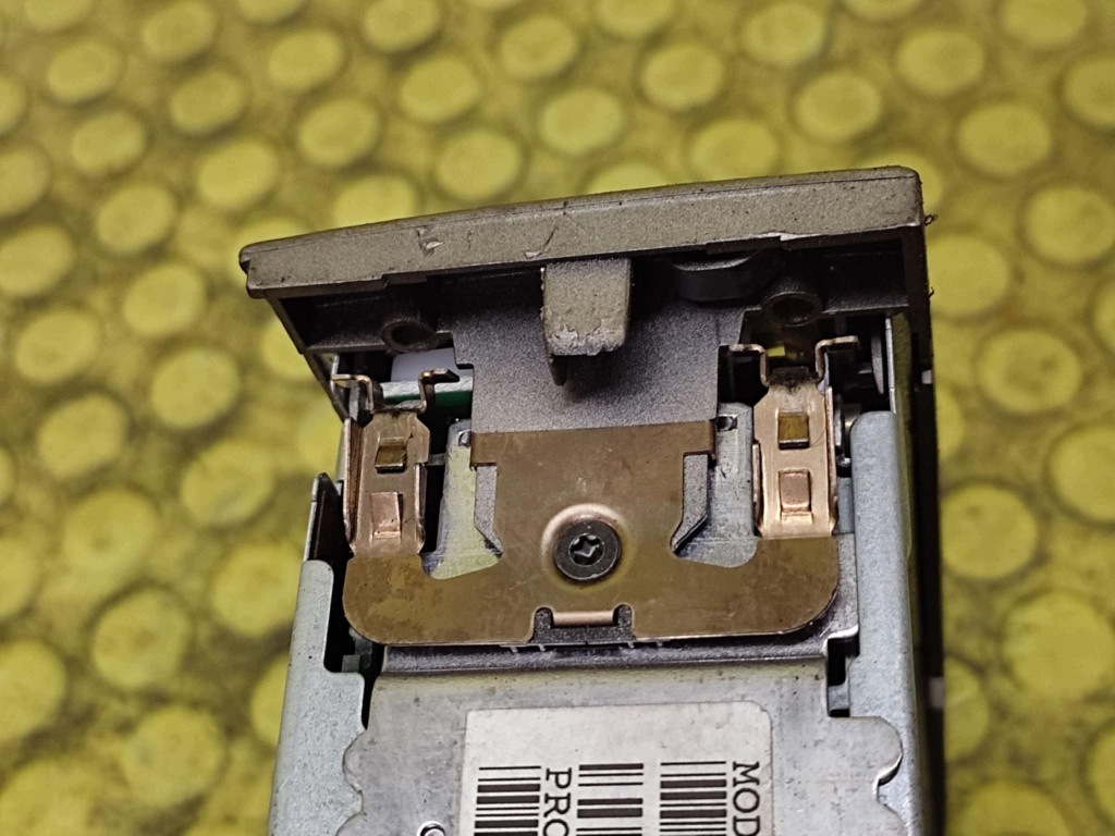 RENAULT SCENIC II RADIO 8200300860