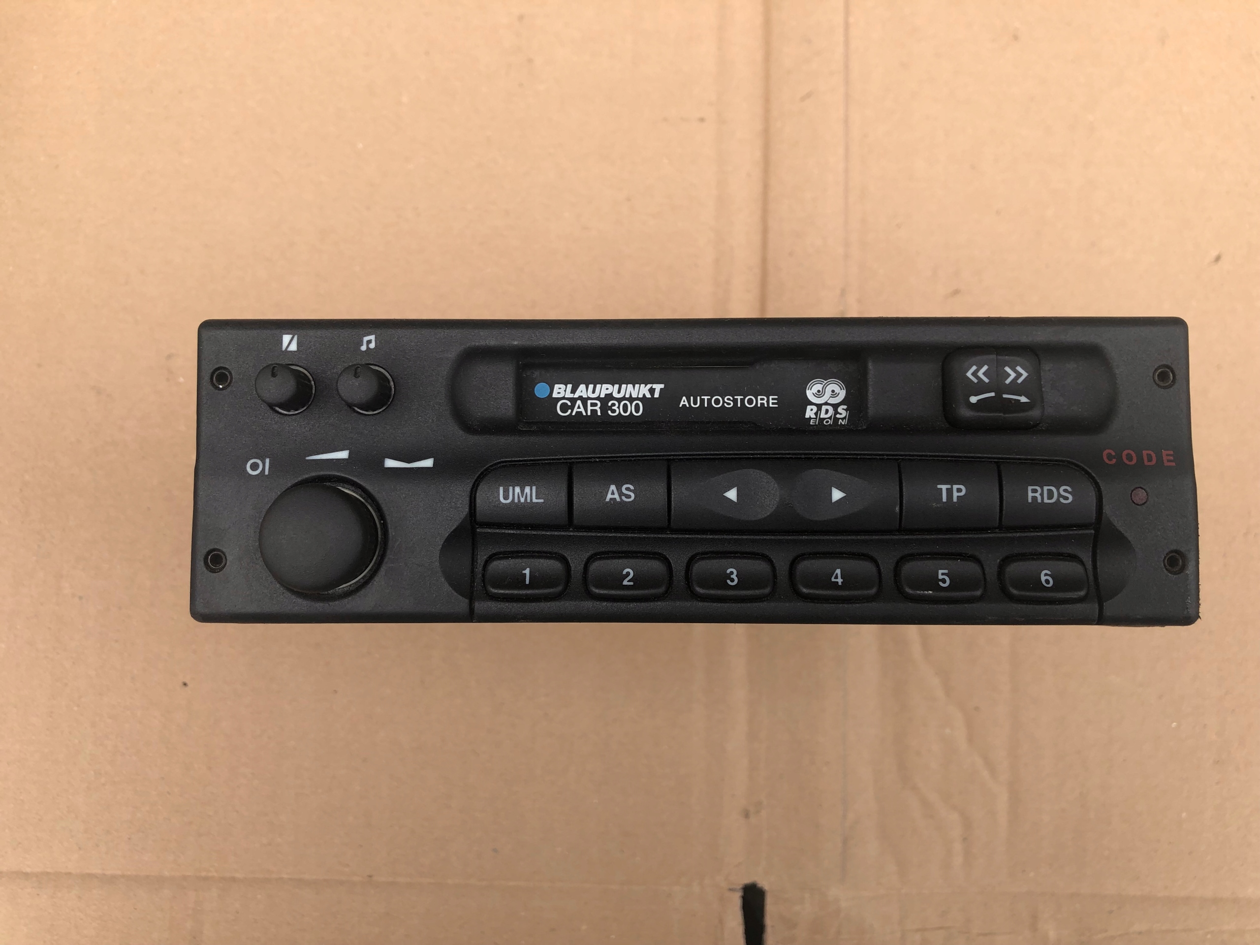 RADIO BLAUPUNKT CAR 300 OPEL ASTRA G RADIO BLAUPUNKT CAR 300 OPEL ASTRA