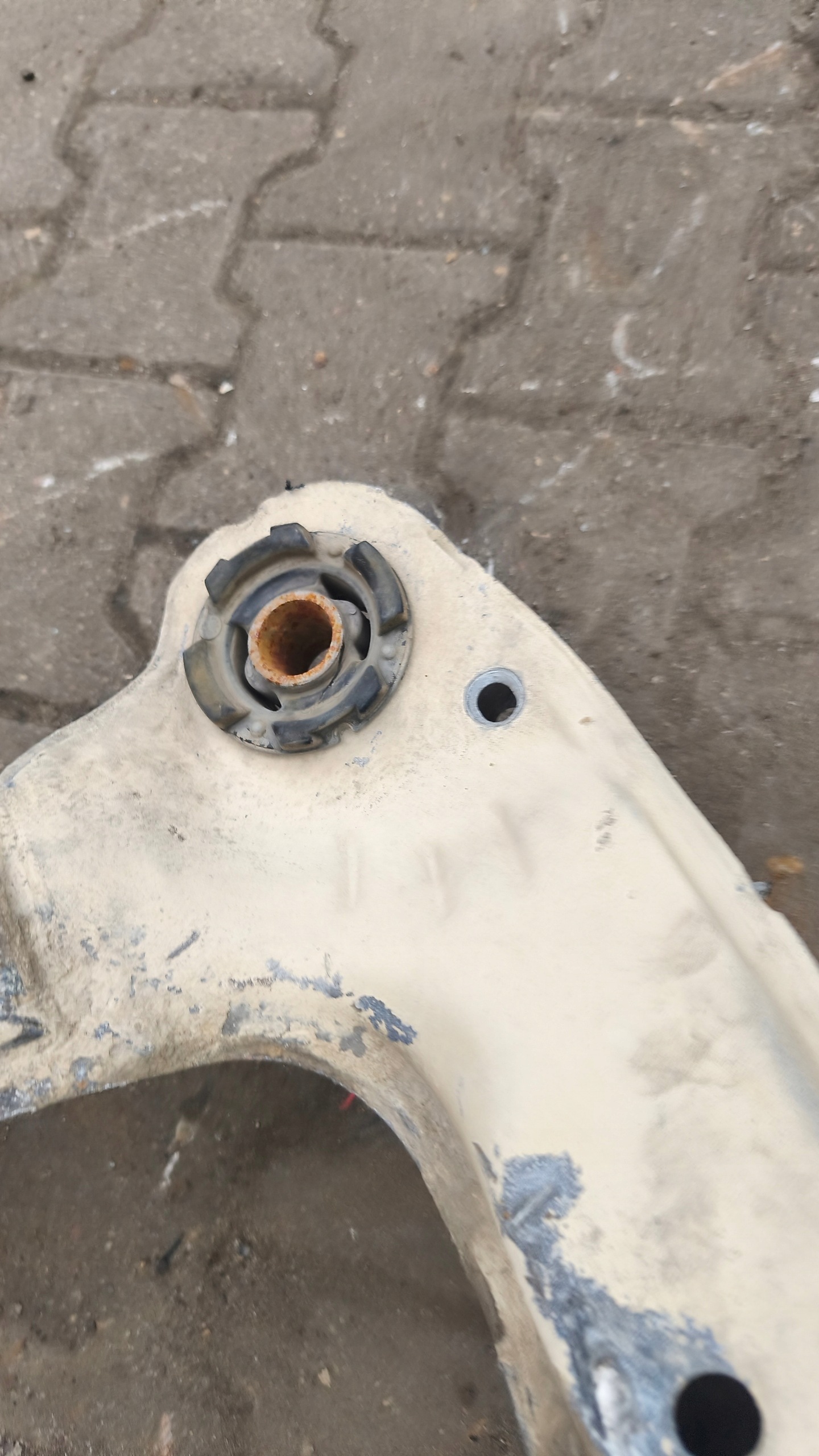 subframe axle beam front VOLVO XC90 and 2003r 2.5B