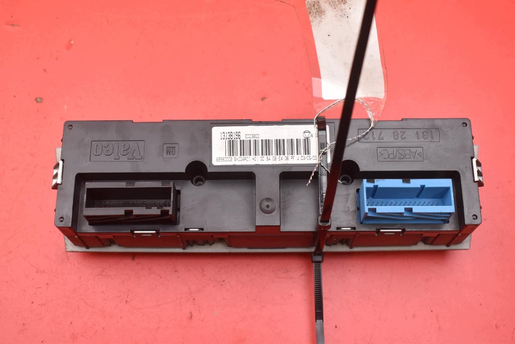 control panel air conditioning devices KLIMY 13138196 OPEL SIGNUM C 03-05