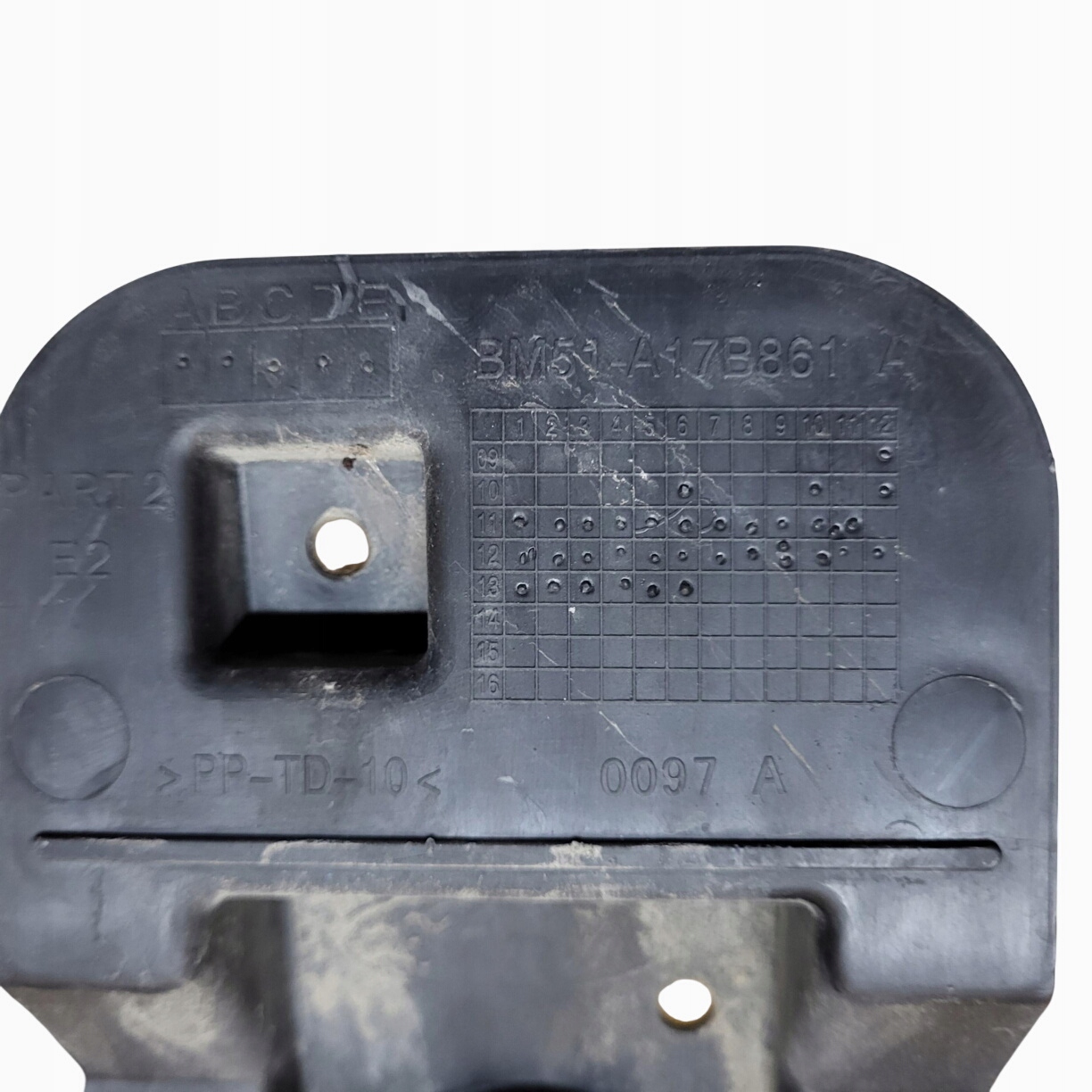 FORD FOCUS MK3 11-18R HB support below bumper rear part