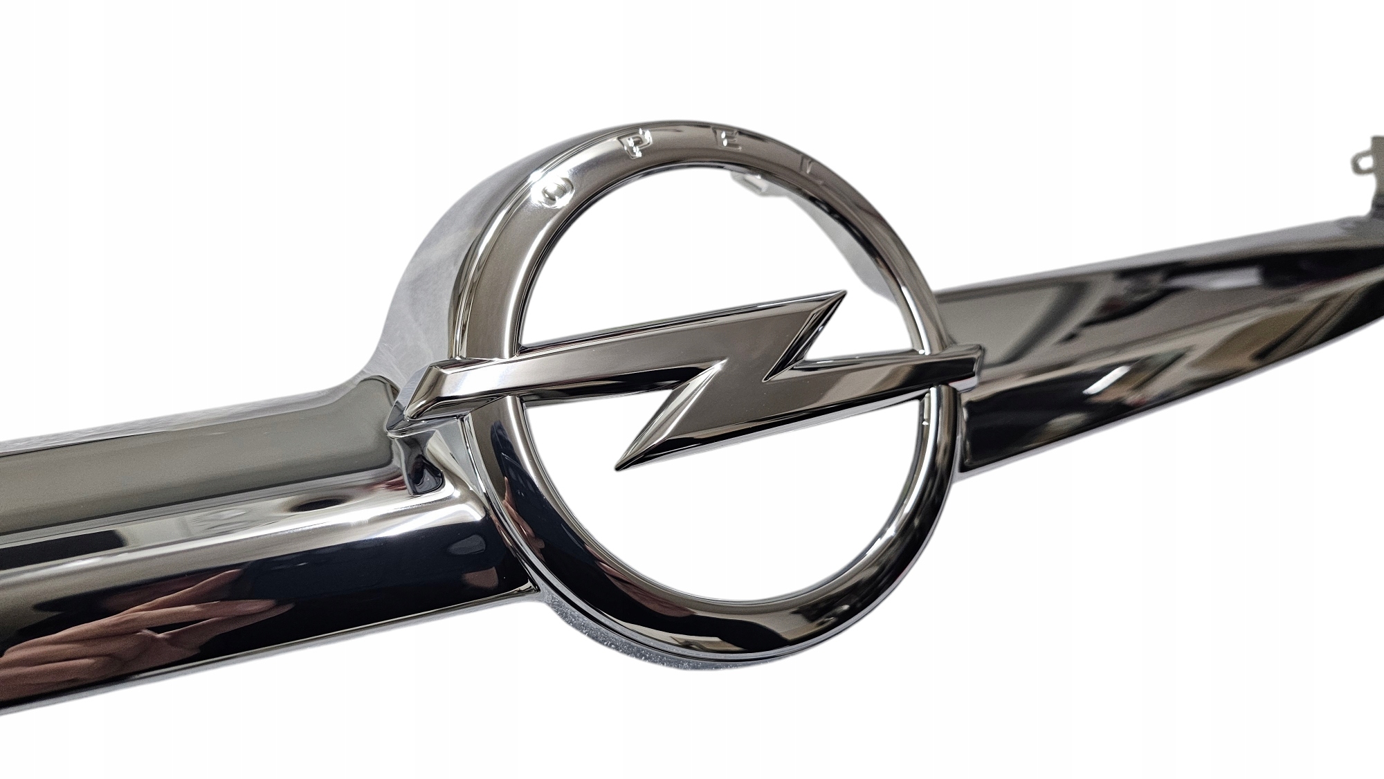 LISTWA CHROM ATRAPY EMBLEMAT OPEL ADAM 13355302 13355301 ORYG NEW Marka Opel