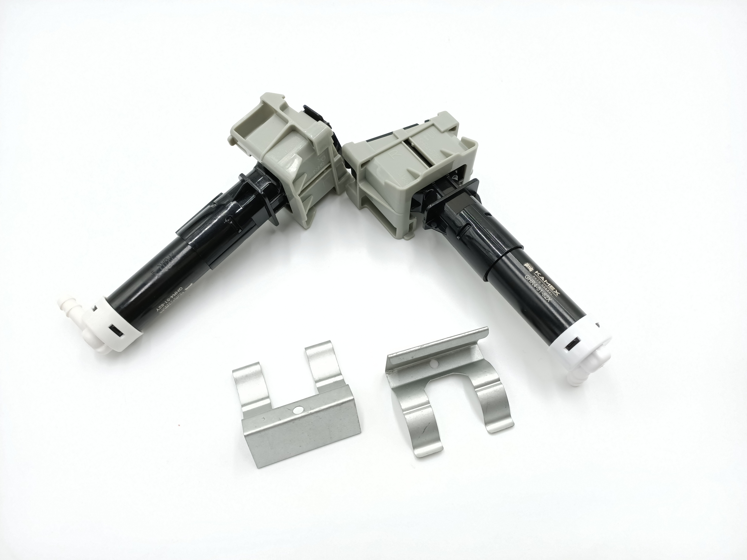NOWY SPRYSKIWACZ REFLEKTORA LAMPY MAZDA 6 PRAWY Part number GHR4 5182X
