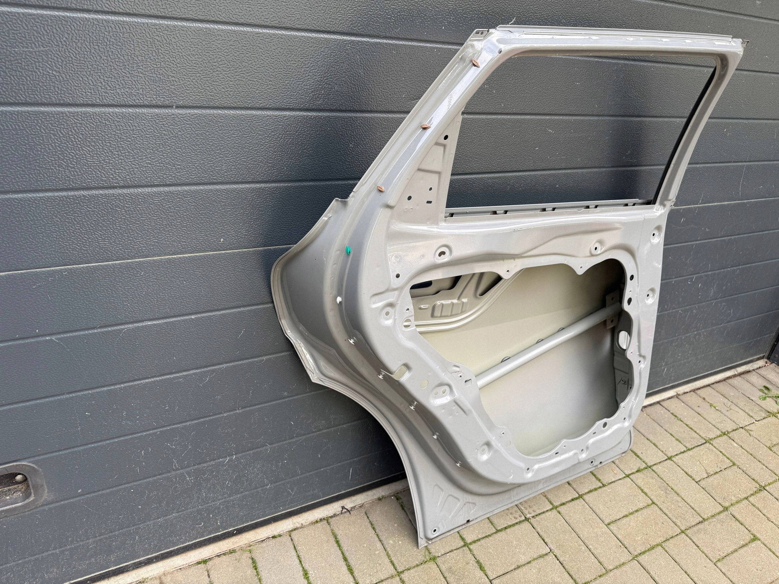 Kia Ev6 Ev-6 door rear part left rear. left