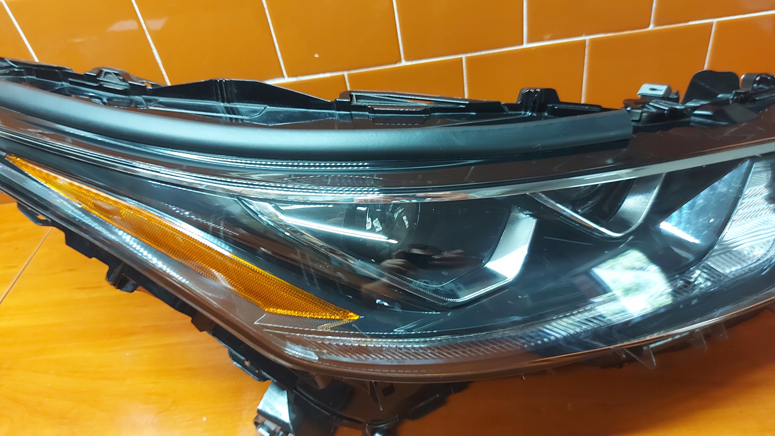 REFLEKTOR light right right front TOYOTA HIGHLANDER IV 20