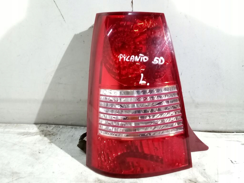 Kia Picanto and light left rear part rear
