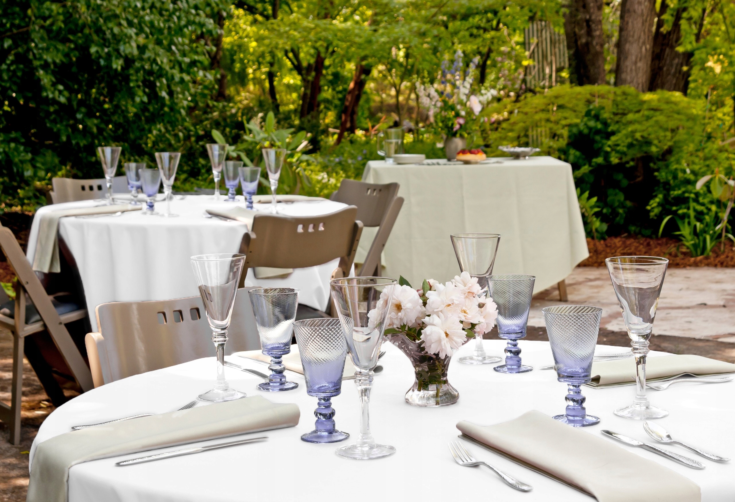 Obrus PLAMOODPRONY Biały Gruby GŁADKI Jednolity ELEGANT POLSKI 120x180 Stan opakowania oryginalne