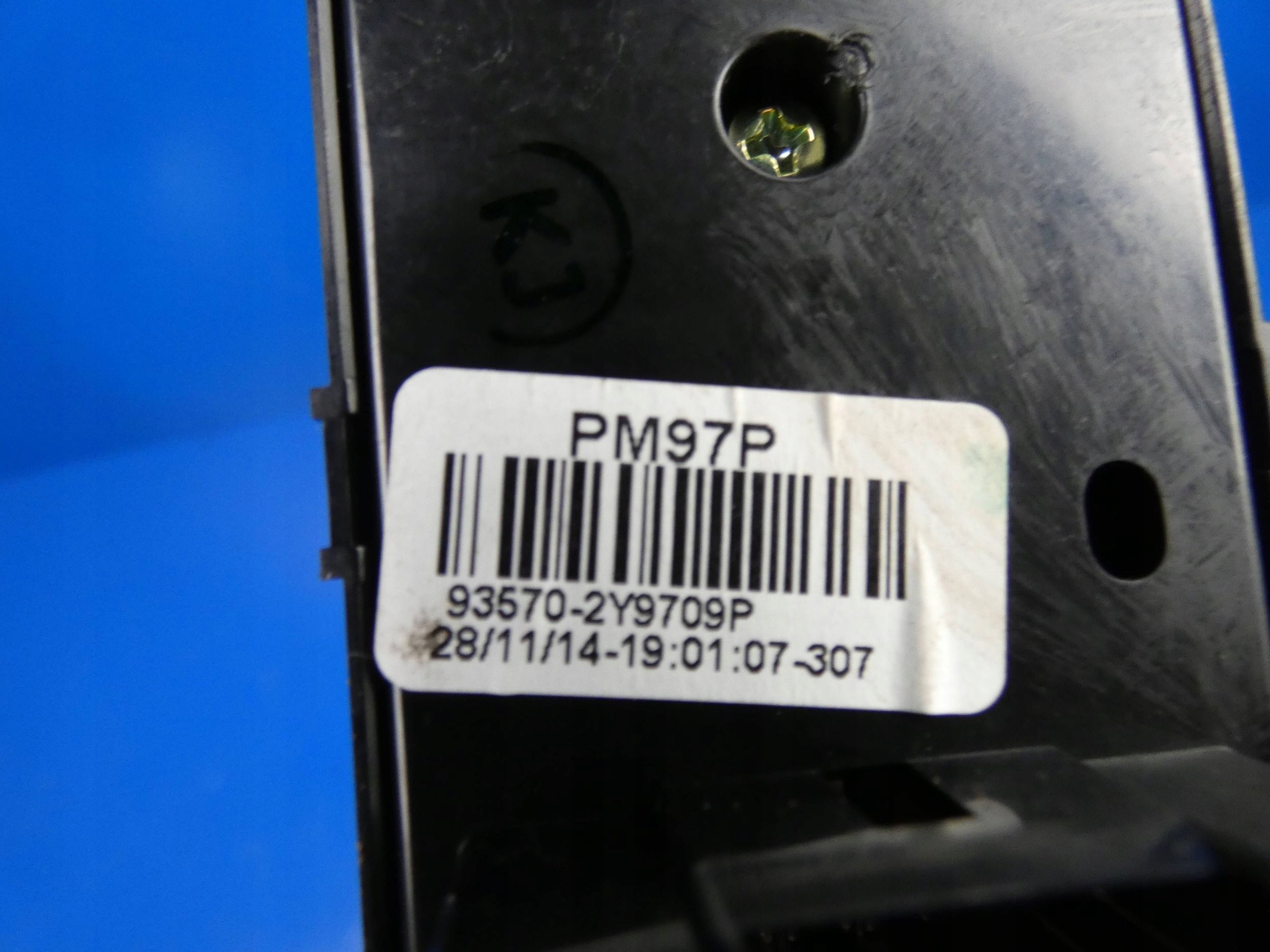 HYUNDAI IX35 window control switch driver´s - WERSJA ANGIELSKA