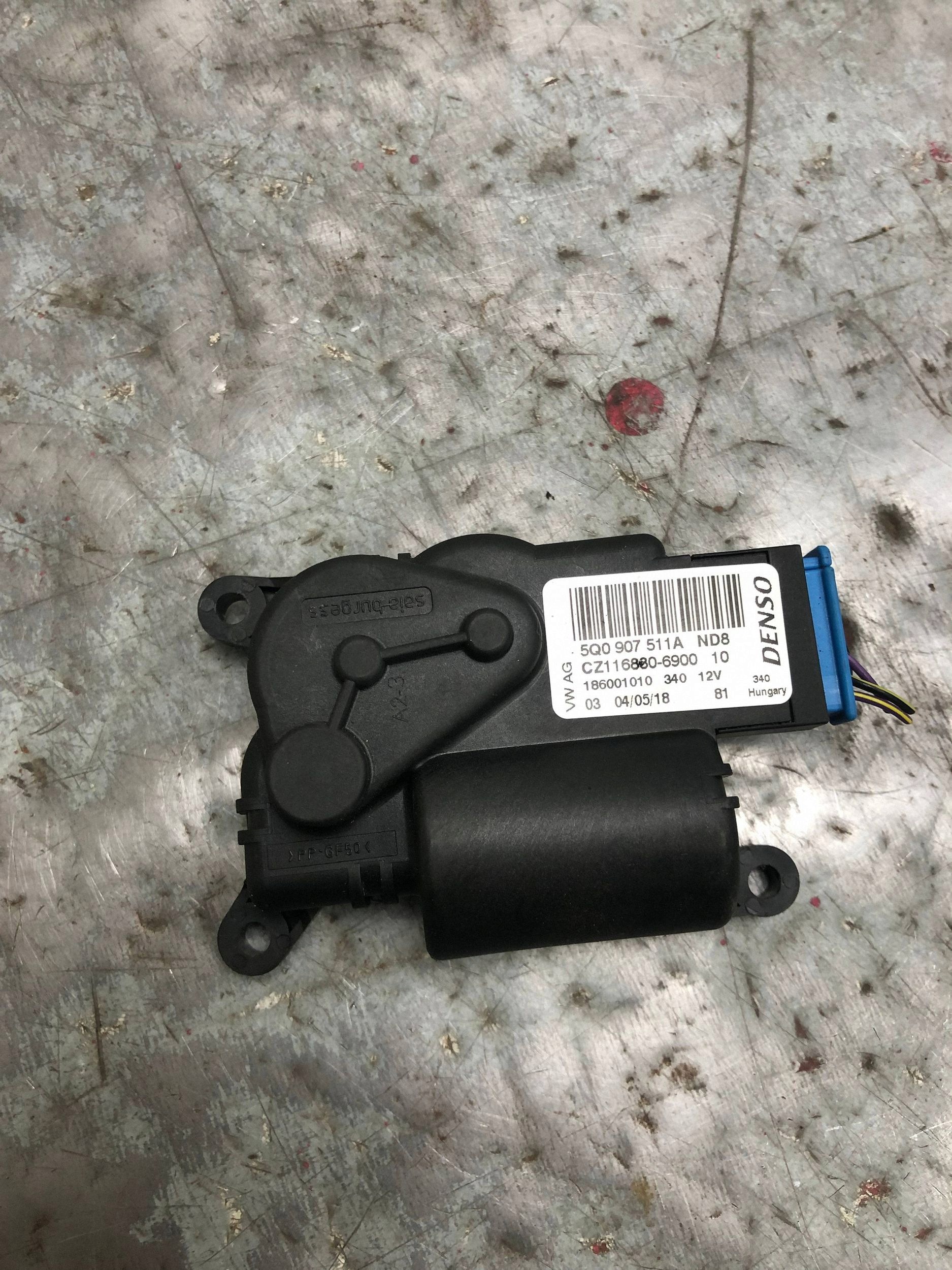 motor heizung VW SKODA AUDI 5Q0907511A