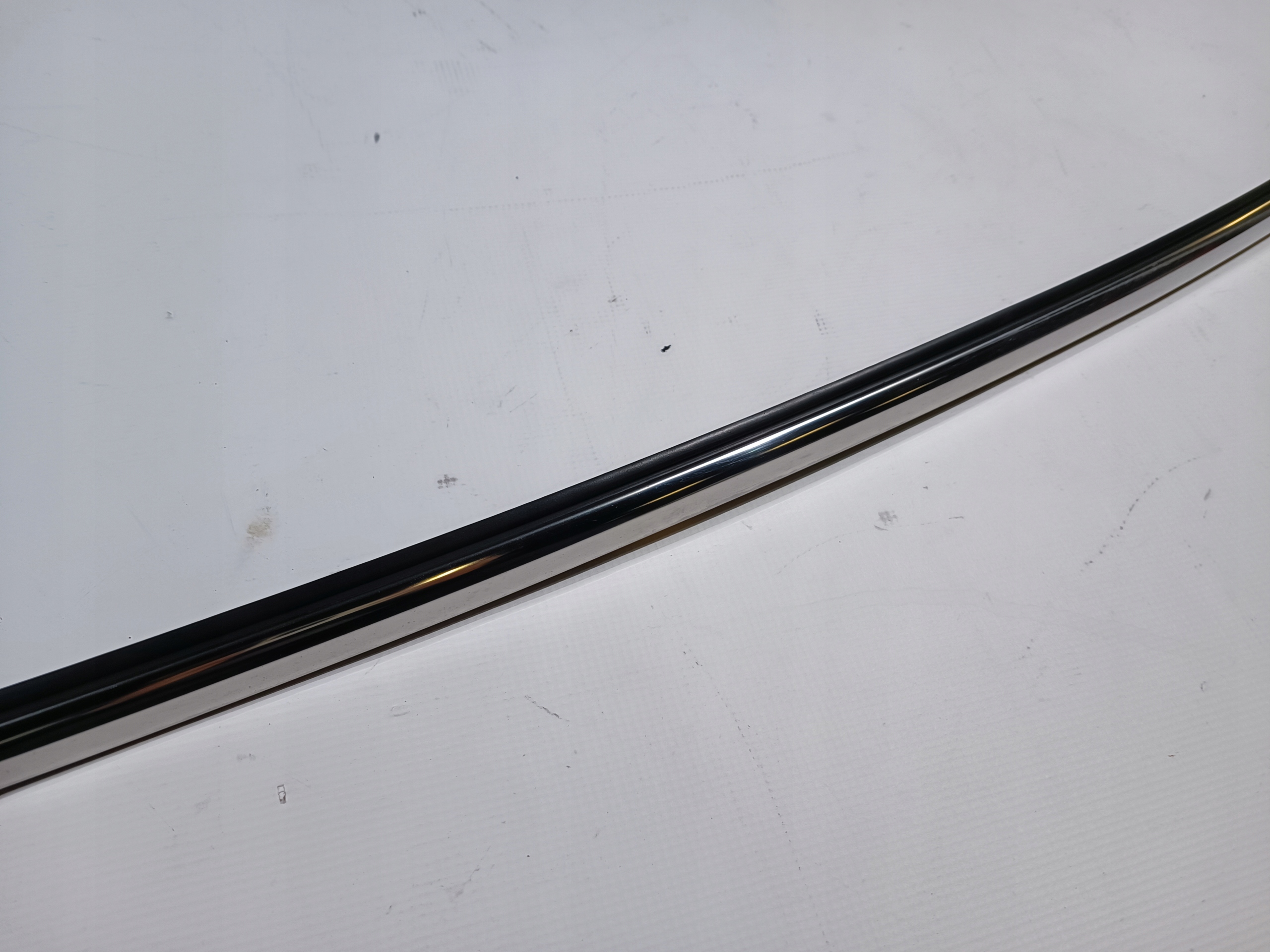 moulding windows rear part bonnet boot Ford Flex 2013