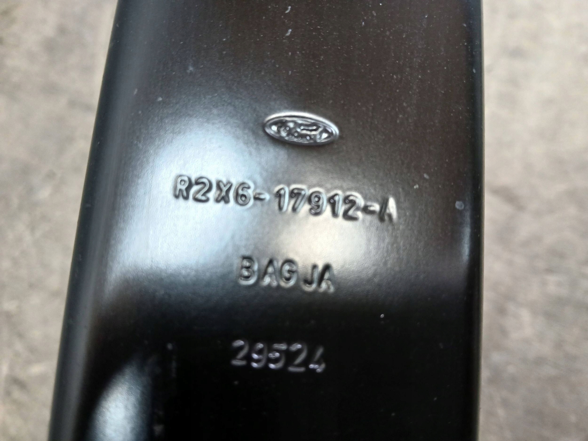 bumper support rear part FORD COURIER MK3 R2X617912A