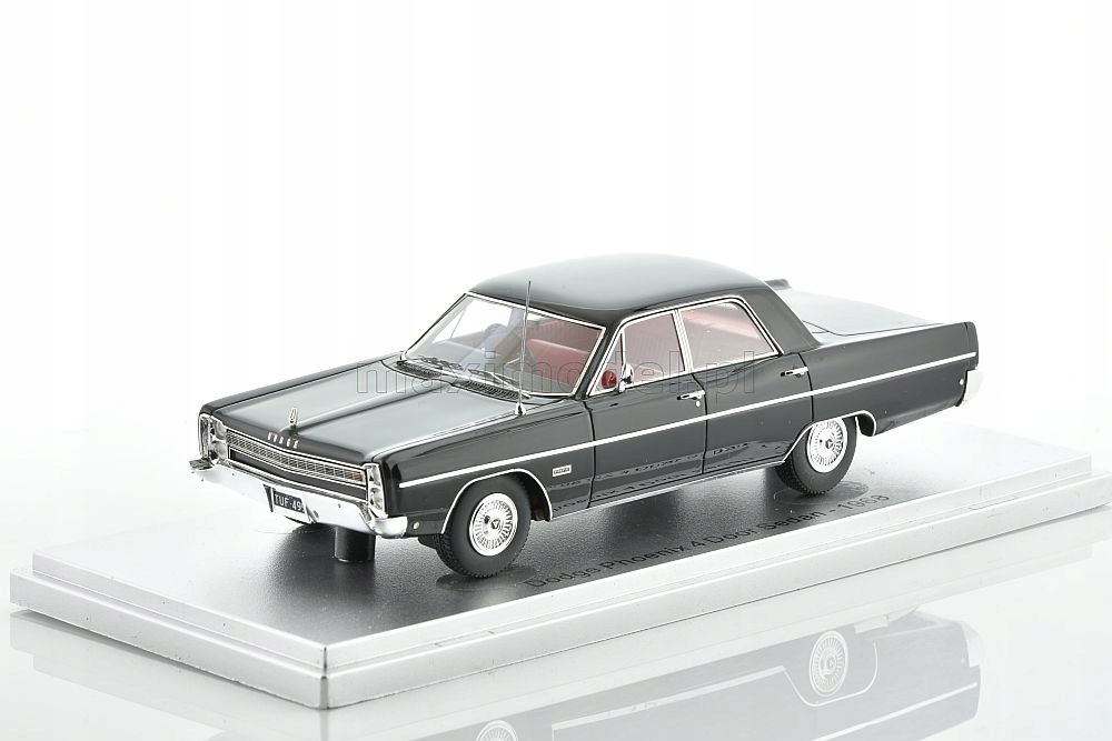 Dodge Phoenix 4-DVEŘOVÝ Sedan 1968 1/43 Kess