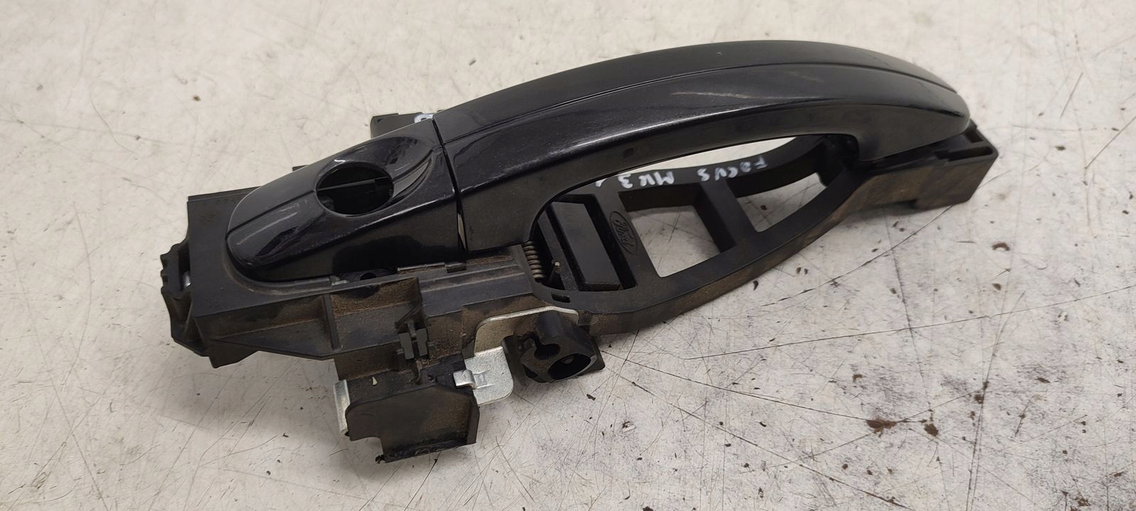 handle front front left Ford Focus MK3 kombi FB
