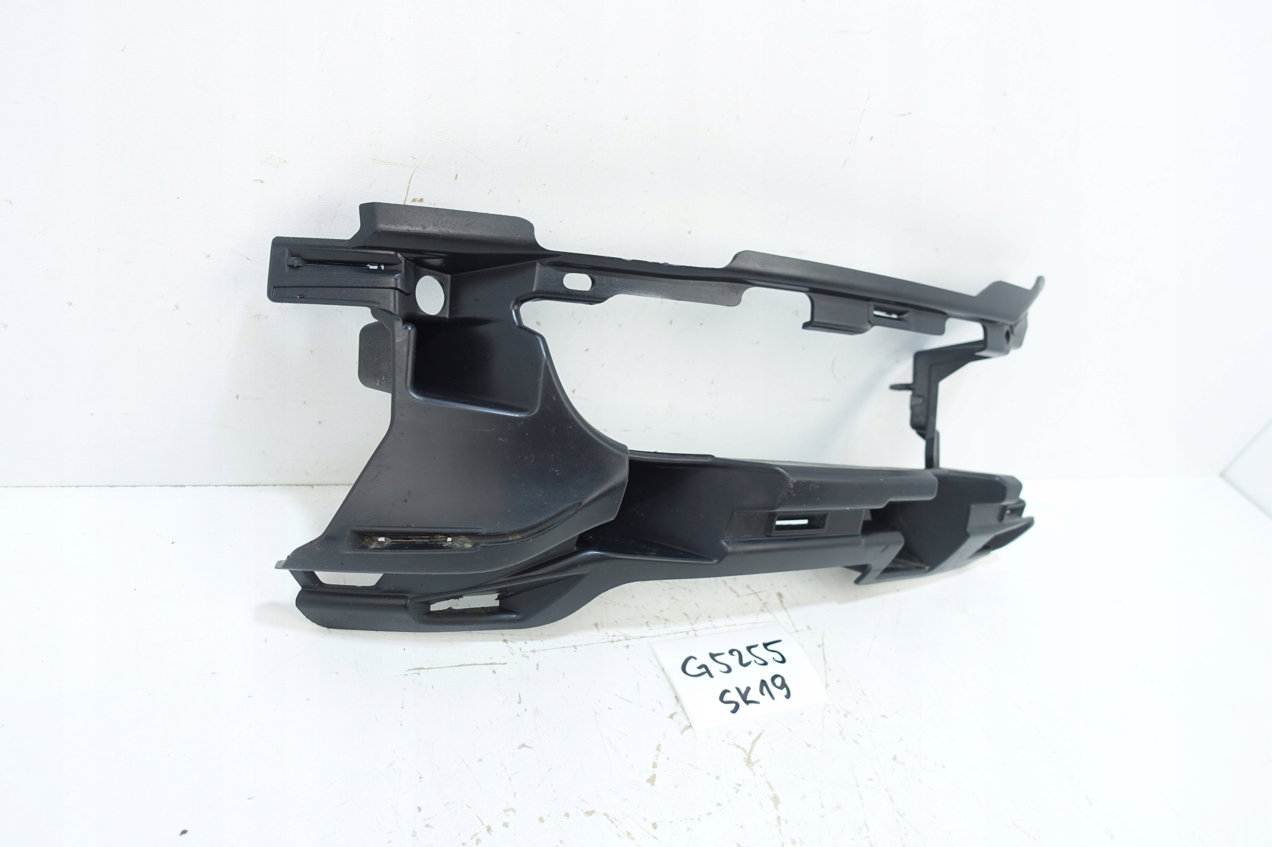 JAGUAR and-PACE 2018- X590 support pillar console of a bumper right front J9