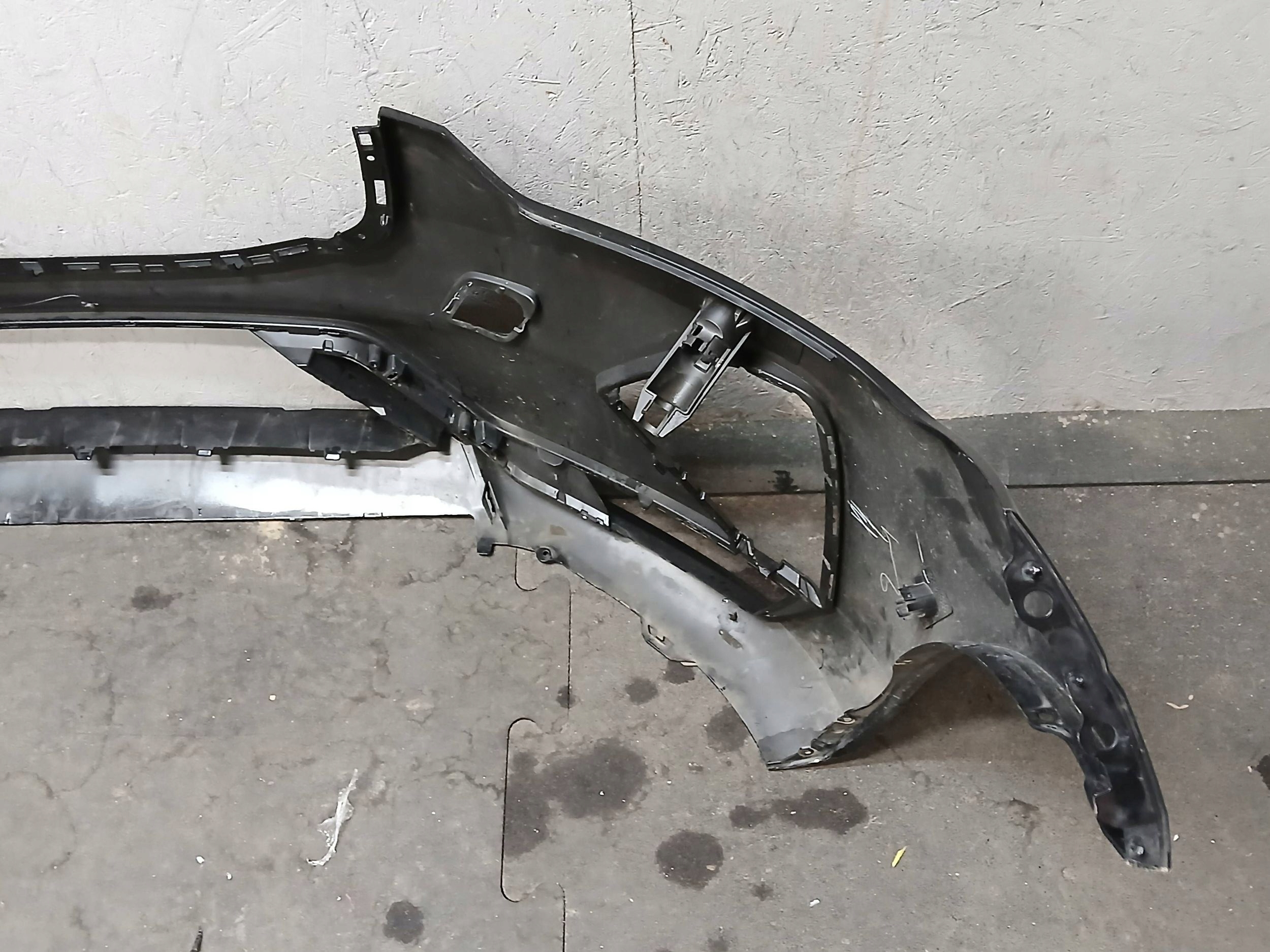bumper front VOLVO XC60 XC-60 II 2 LIFT 21- R design