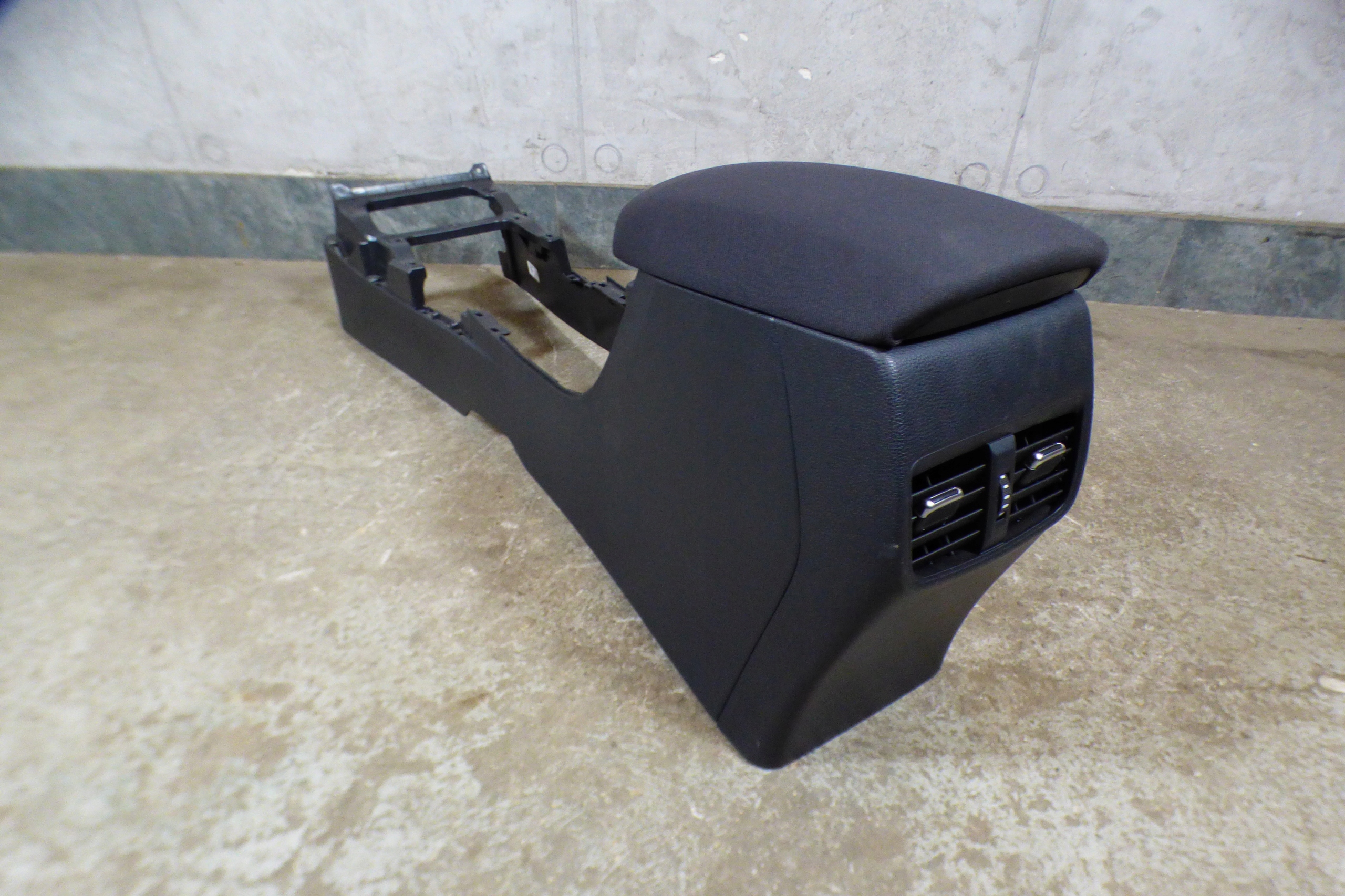 tunel mitte 58810-02081 KPL st.BDB TOYOTA COROLLA XII E21