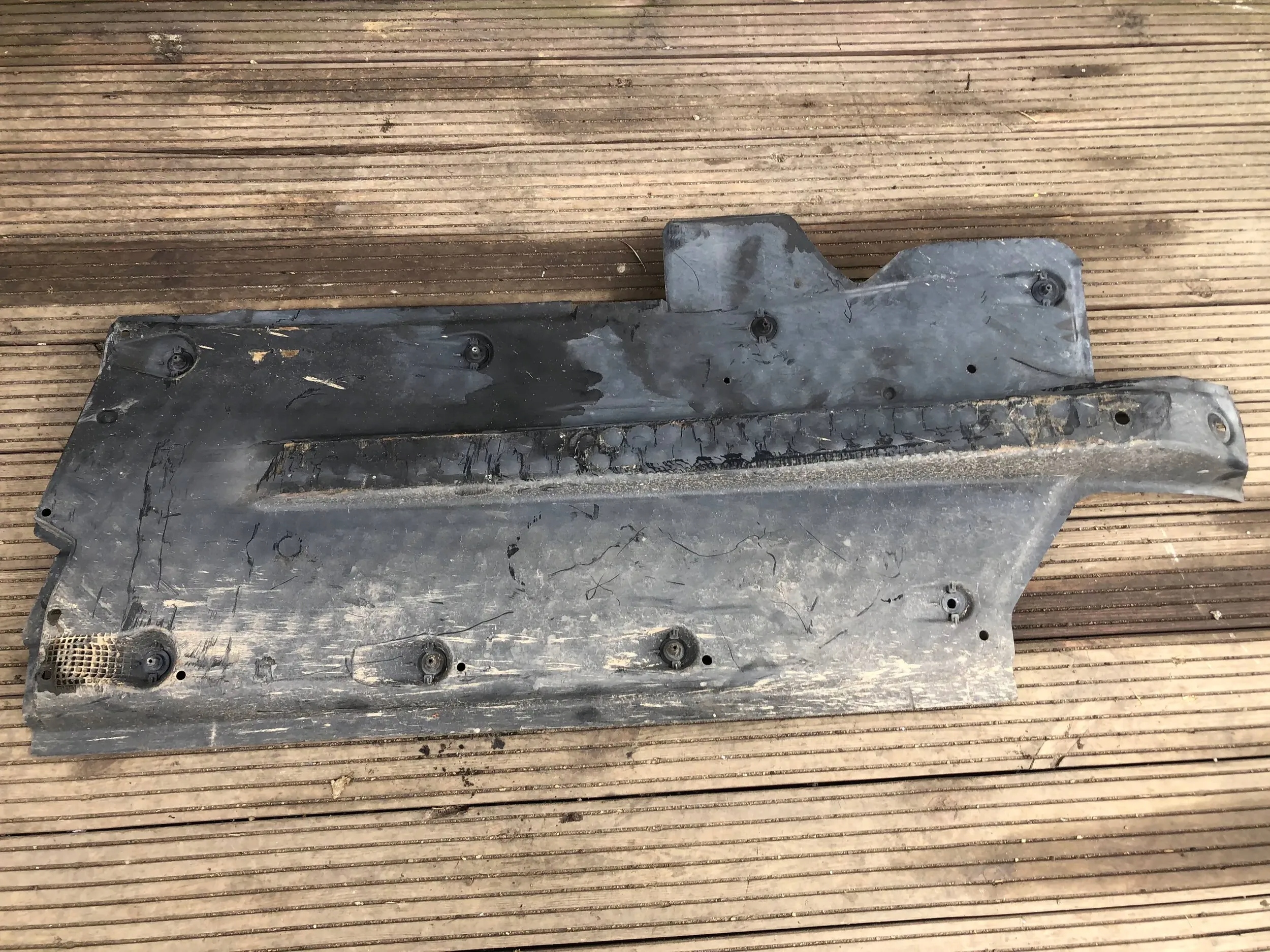 cover chassis left SEAT IBIZA IV 6Q0825201H