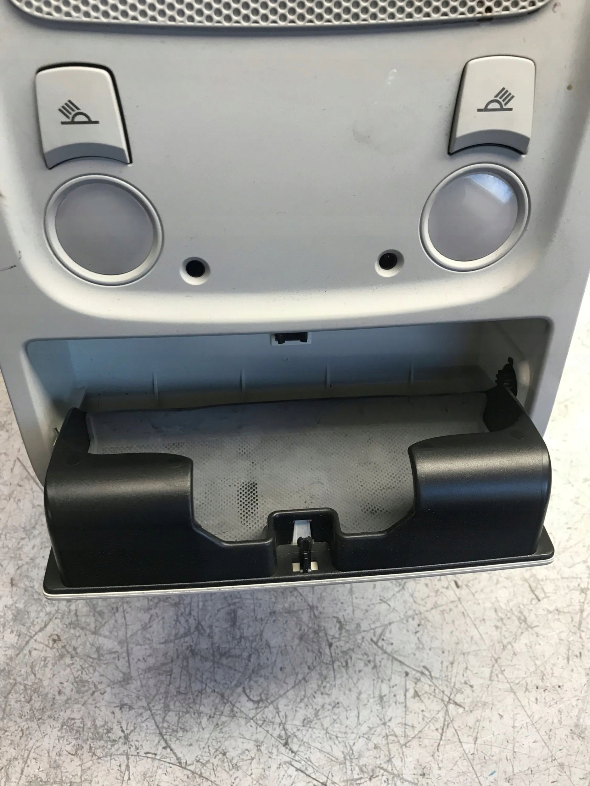 light OSWIETLENIE cabs AUDI A4 B8 A5 8T0947135A