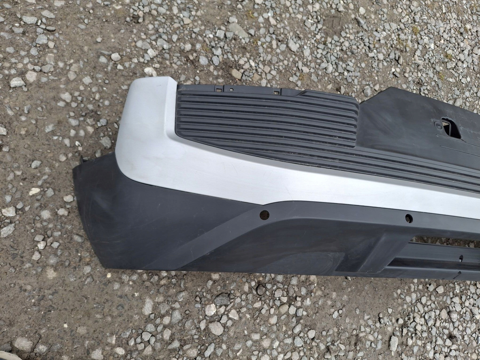 bumper rear FORD EXPLORER EV 2023R->