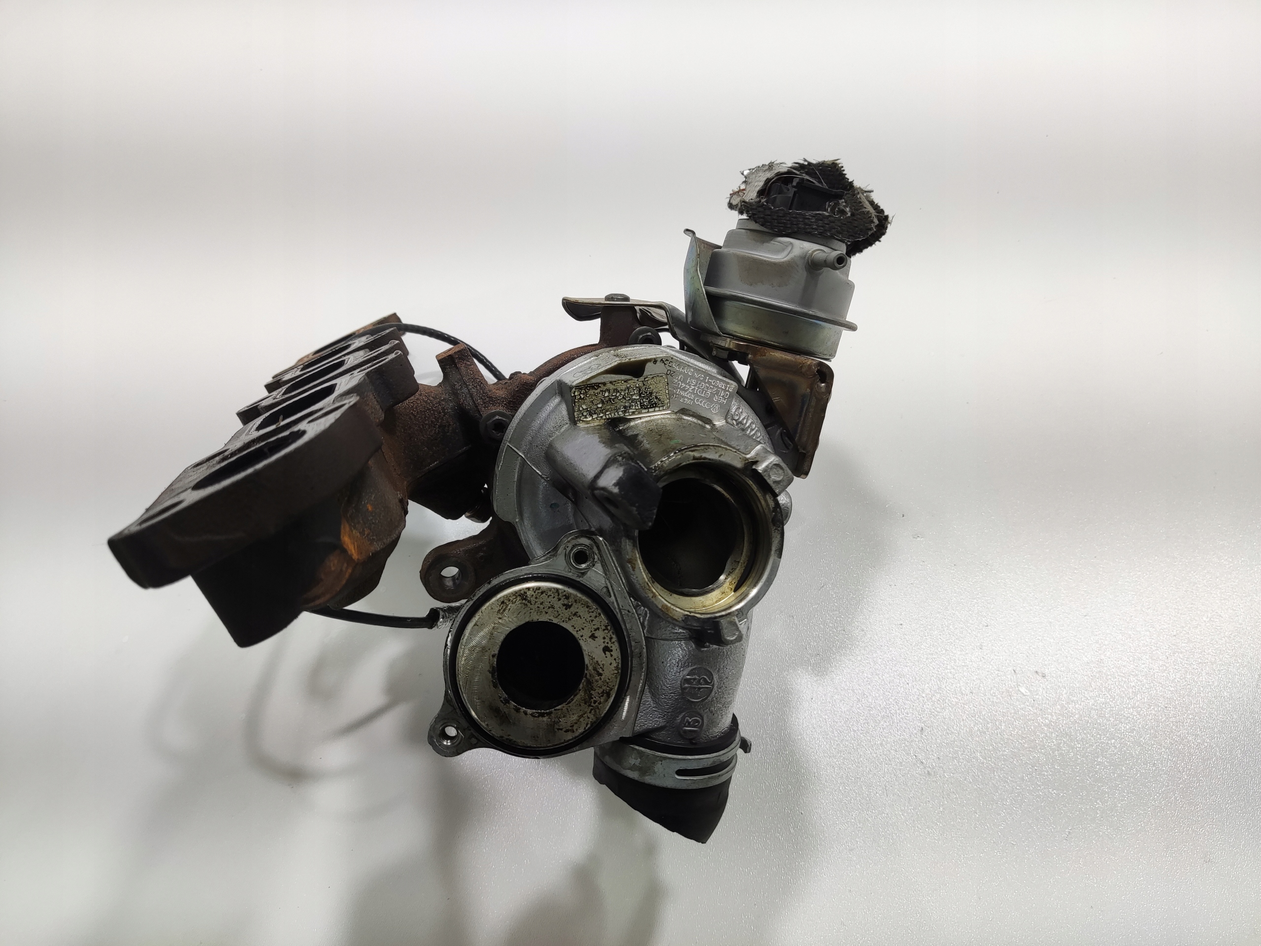 TURBOSPRĘŻARKA TURBINA AUDI A3 8V 1.6 TDI 04L253016H GTD1244VZ 2012-2016 Typ samochodu Samochody osobowe