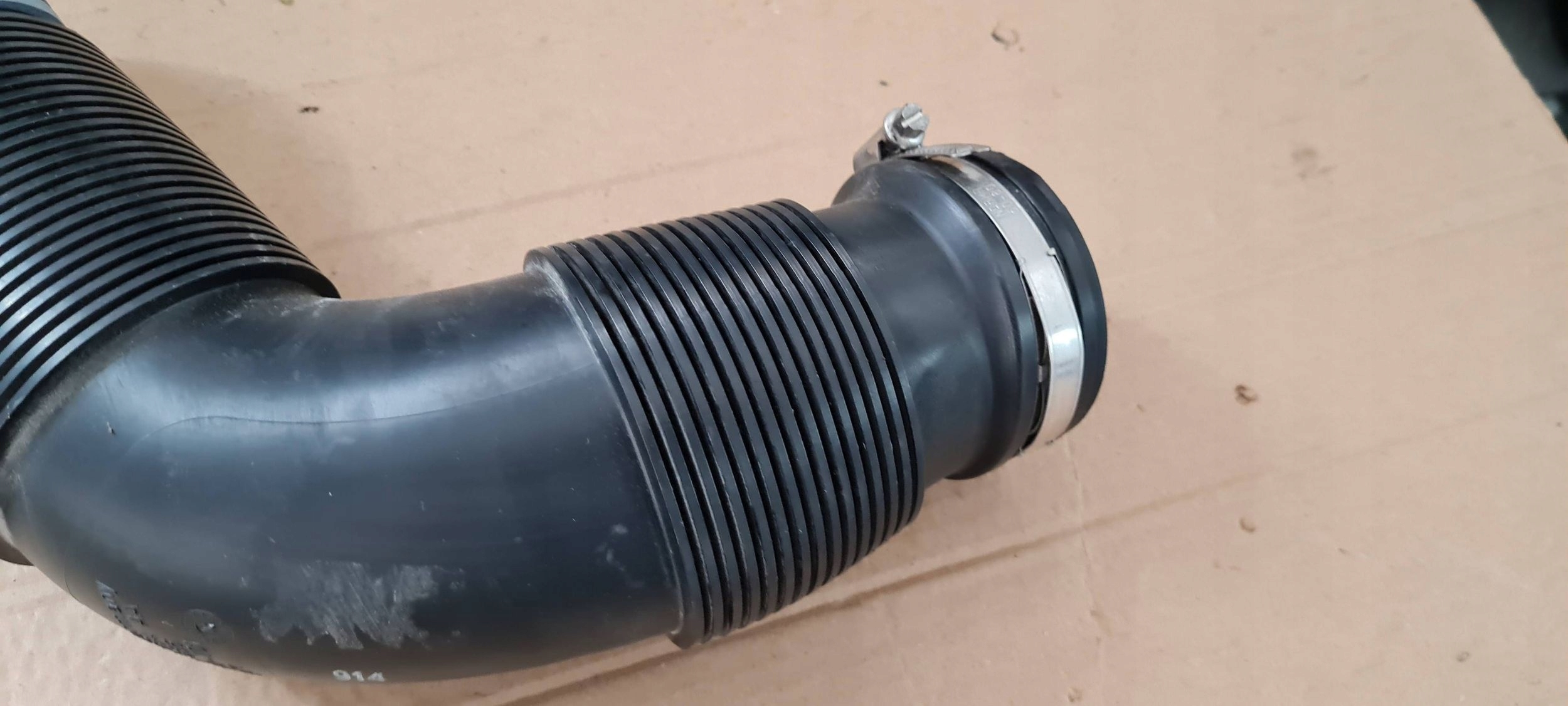Q3 83A wiring pipe air 2.0 TFSI 5QF129654AA