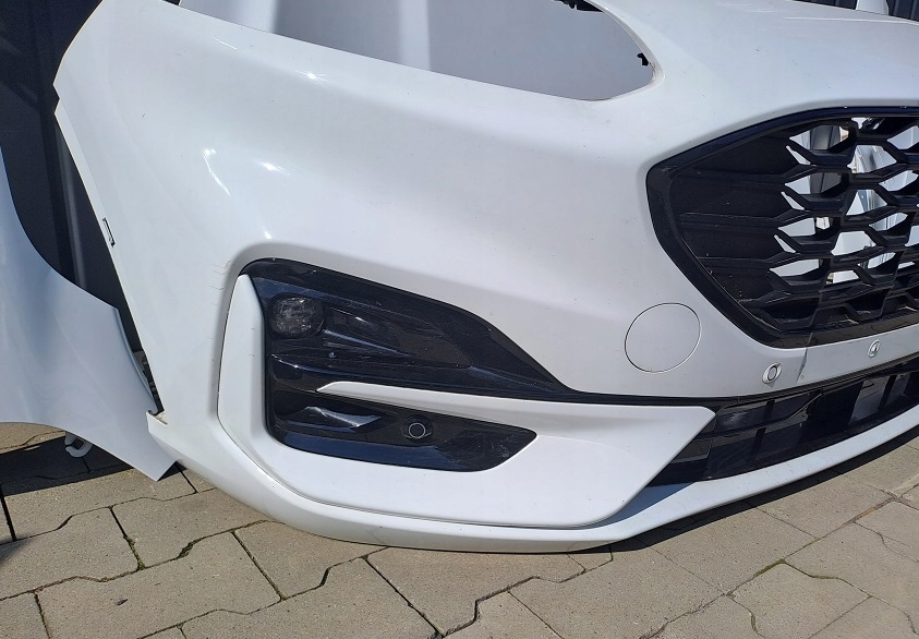 FORD KUGA MK3 ESCAPE IV MASKA ZDERZAK PAS BŁOTNIK FULL LED ST-LINE Kolor biały