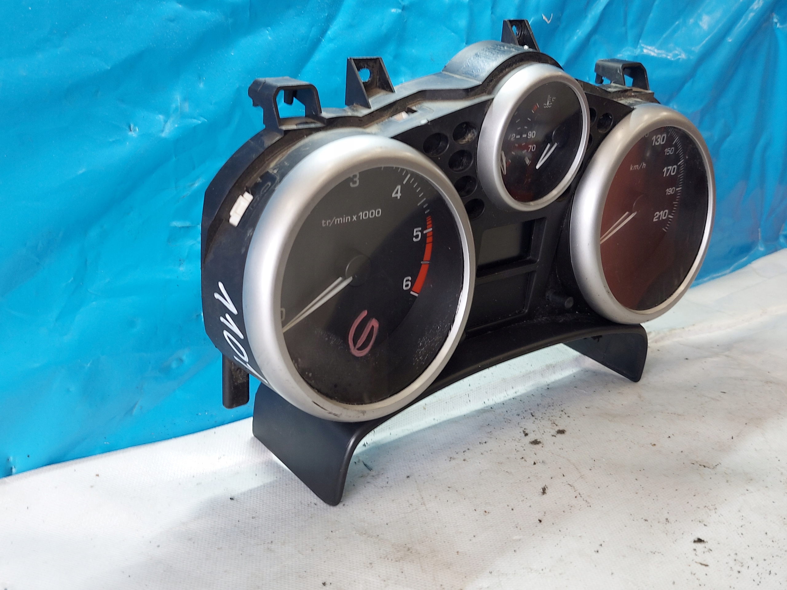 dials clock PEUGEOT 207 1.4 HDI A2C53065547