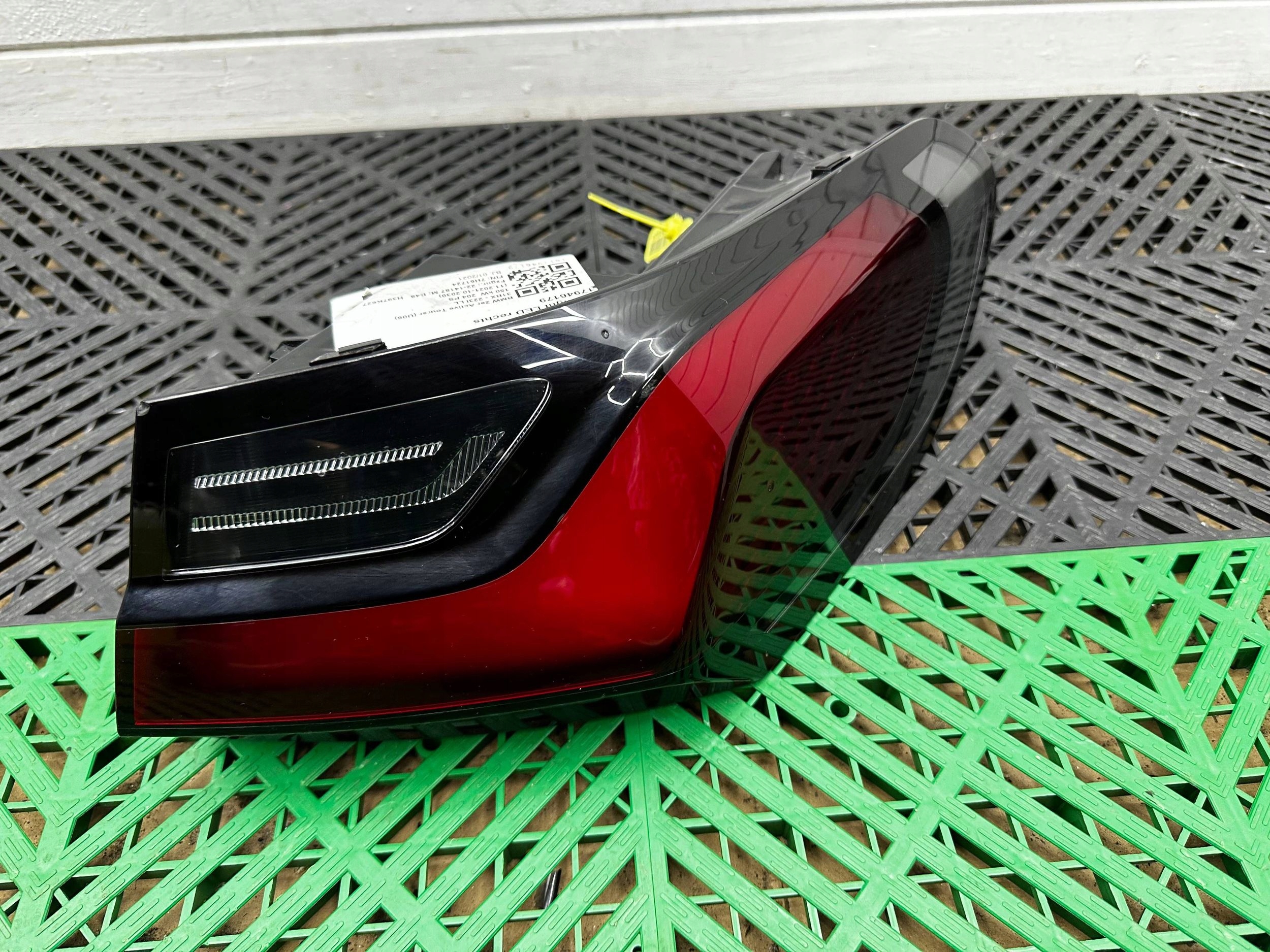 light rear rear part side right BMW 2 Active Tourer U06 8494360