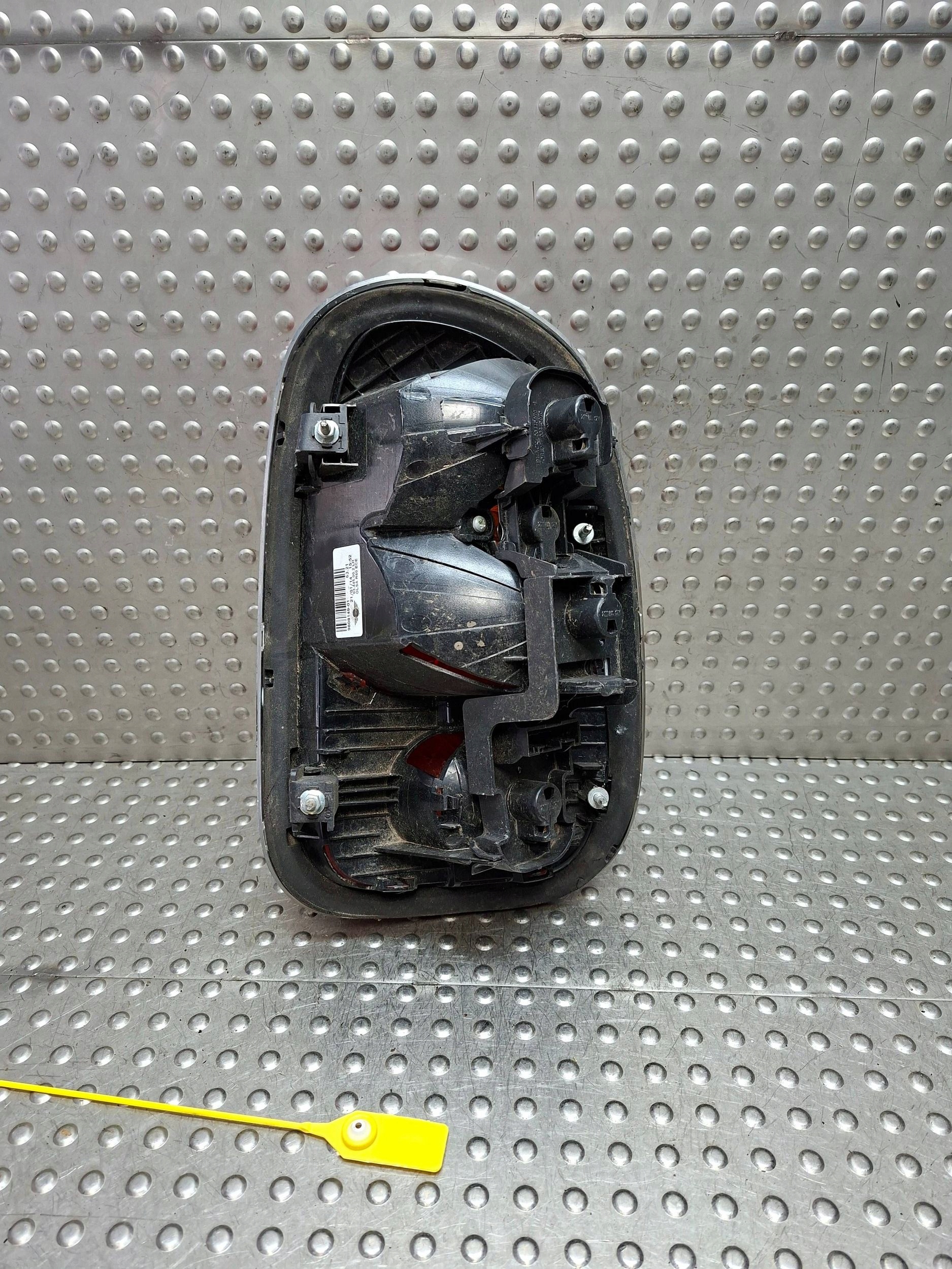 light rear part left MINI COOPER COUNTRYMAN R60 10-16 EU 9808149