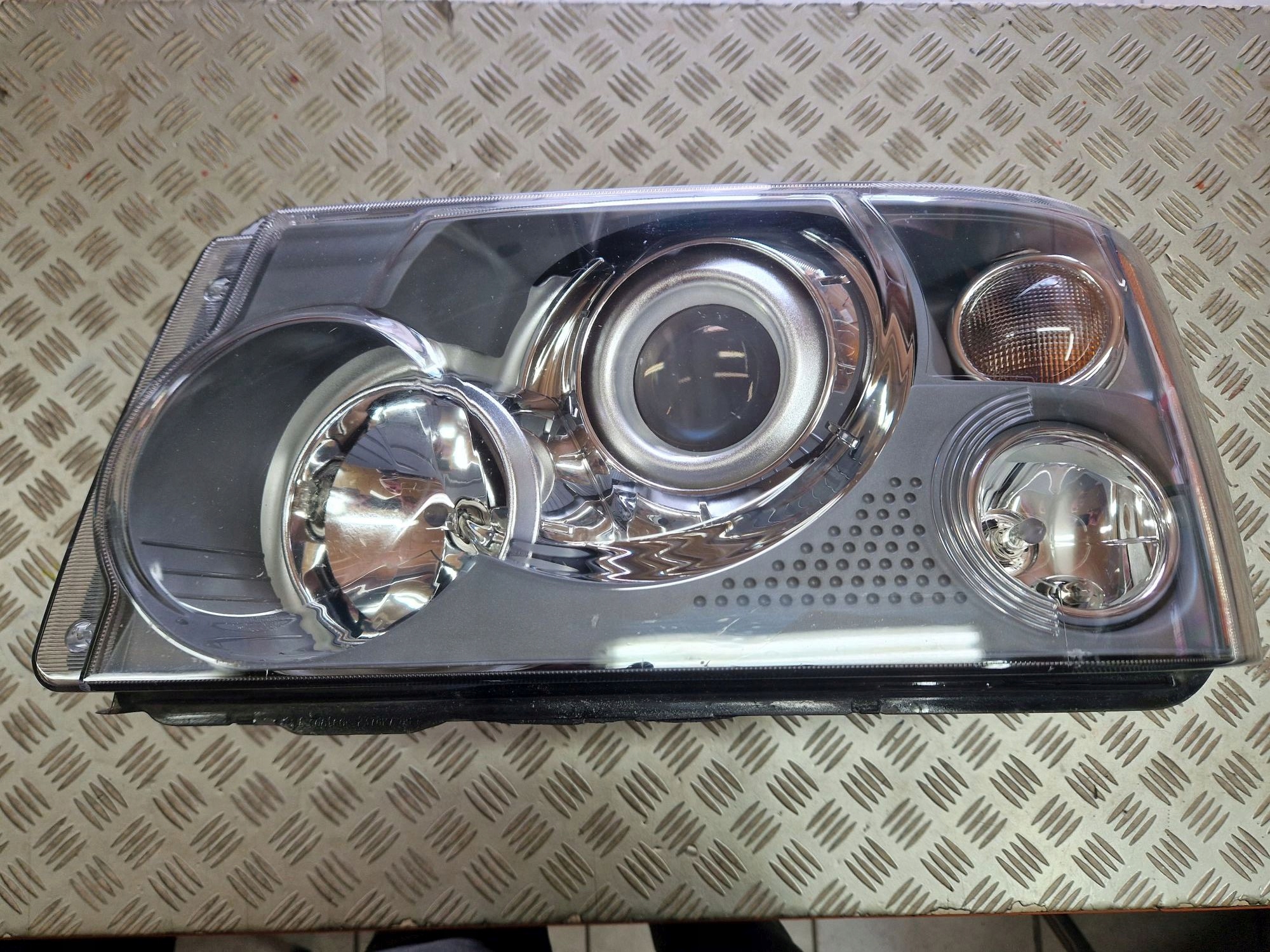 light right left BI-XENON RANGE ROVER SPORT and 05R