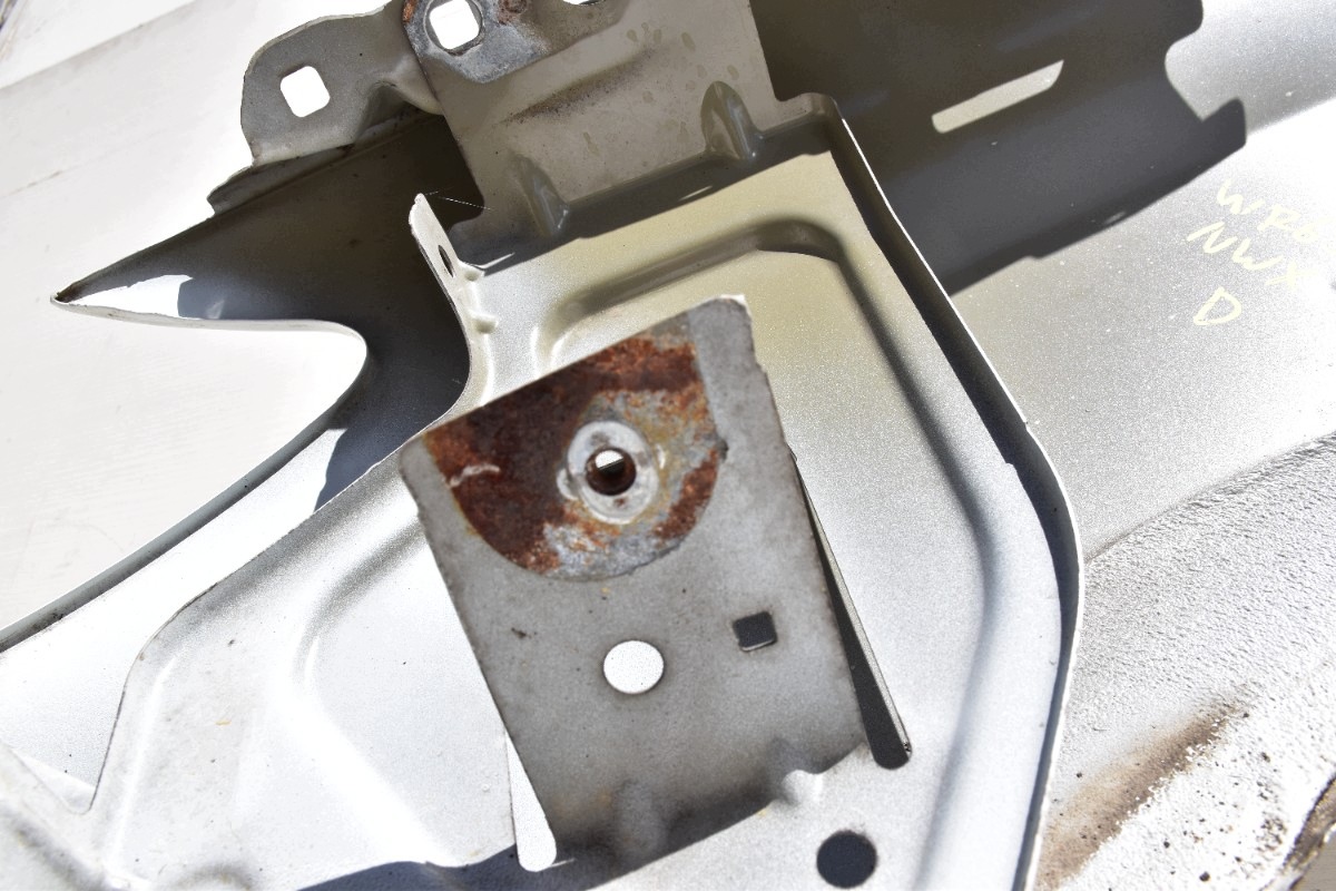 fender right front DACIA SANDERO II 2012-2016 Kod lakieru: OV369