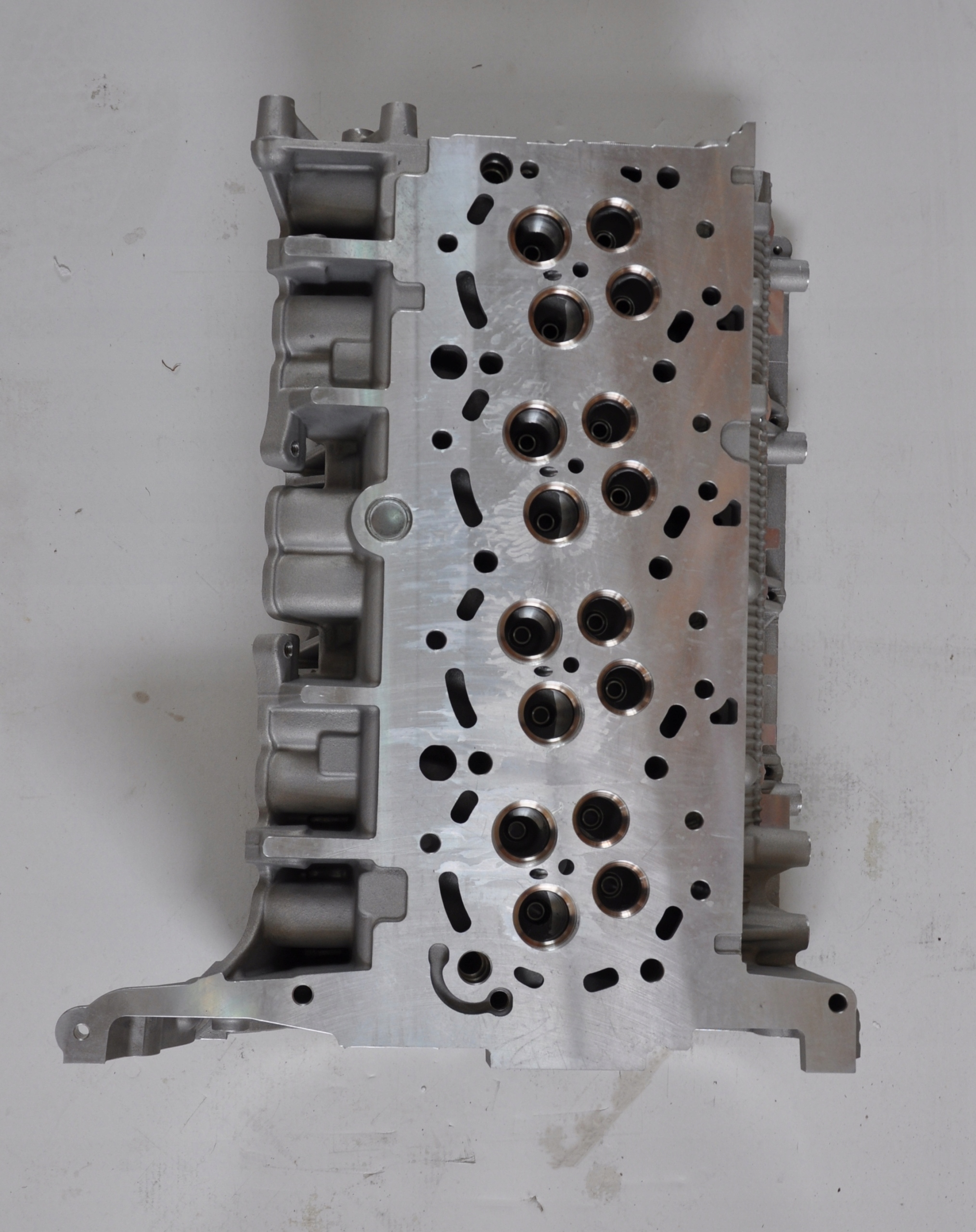 GŁOWICA FORD TRANSIT 2.4 TDCI COMMON RAIL 2006- Producent części Camshaft