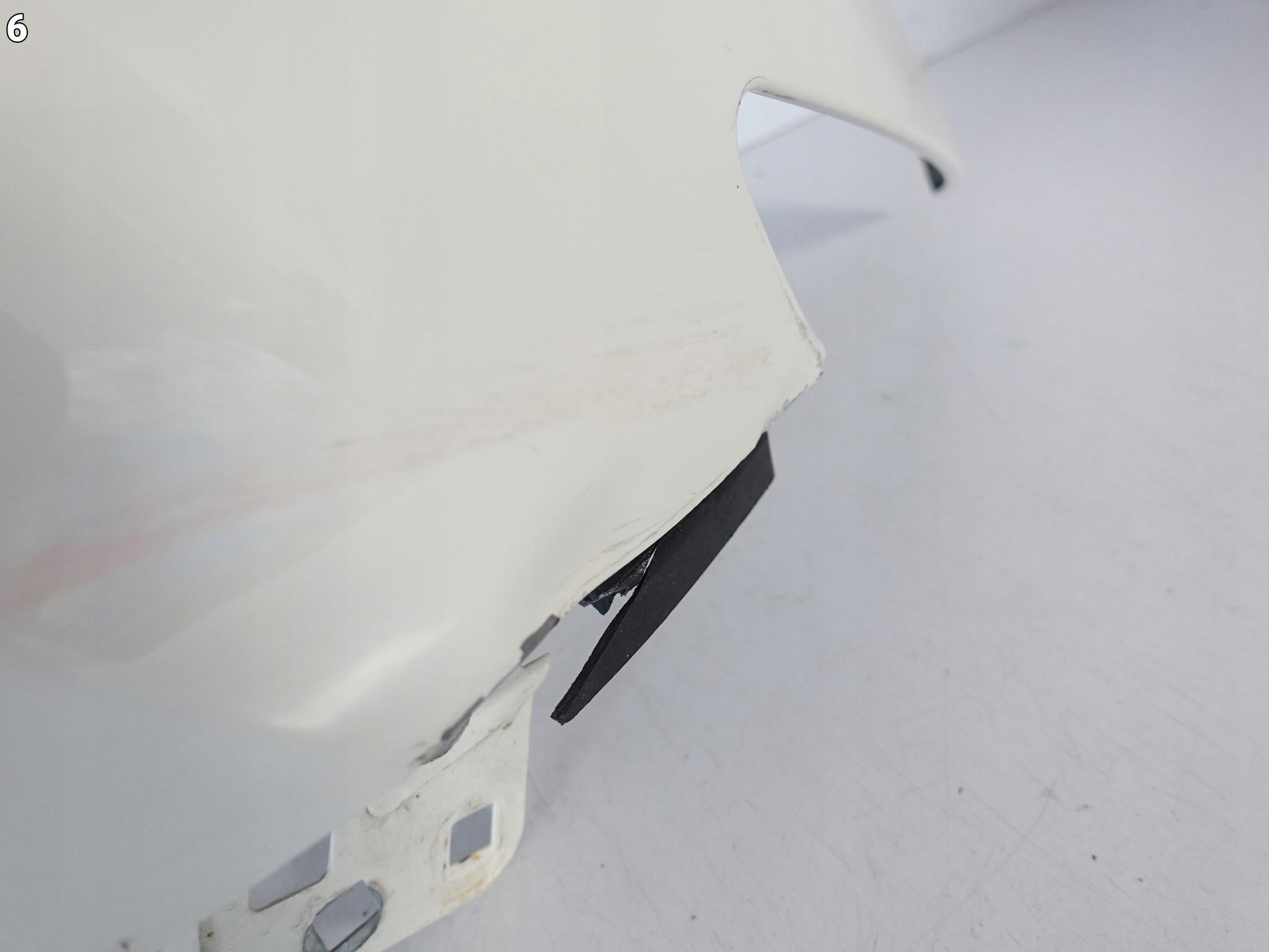 MASERATI LEVANTE M161 16-24 fender right front