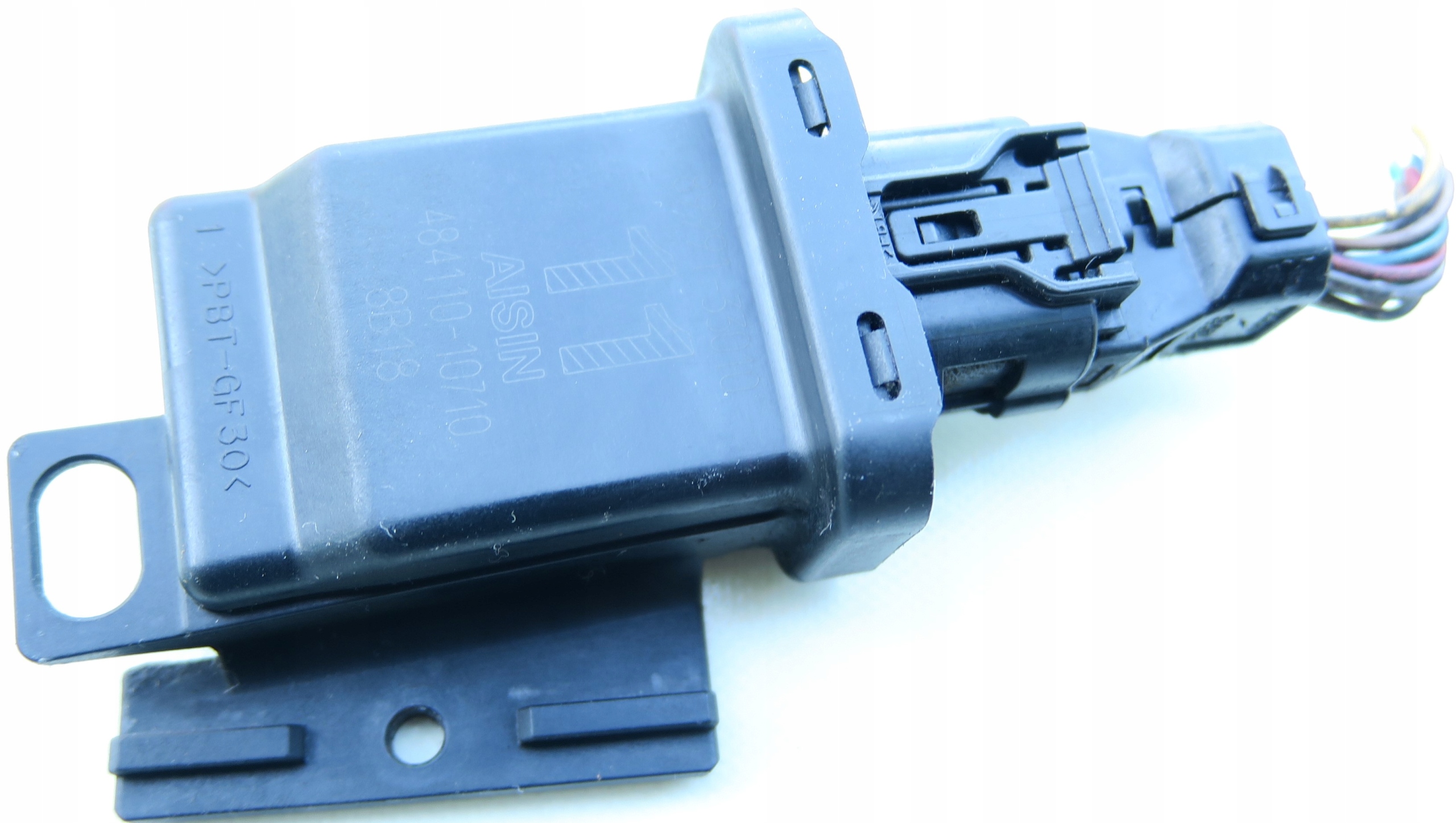 Лексус LS 600h подкапотка