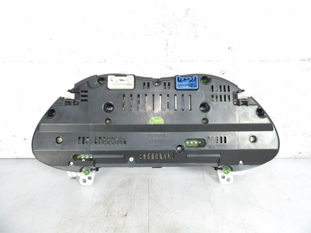 kilometar sat 83800-05851-B TOYOTA AVENSIS T25 2.2D