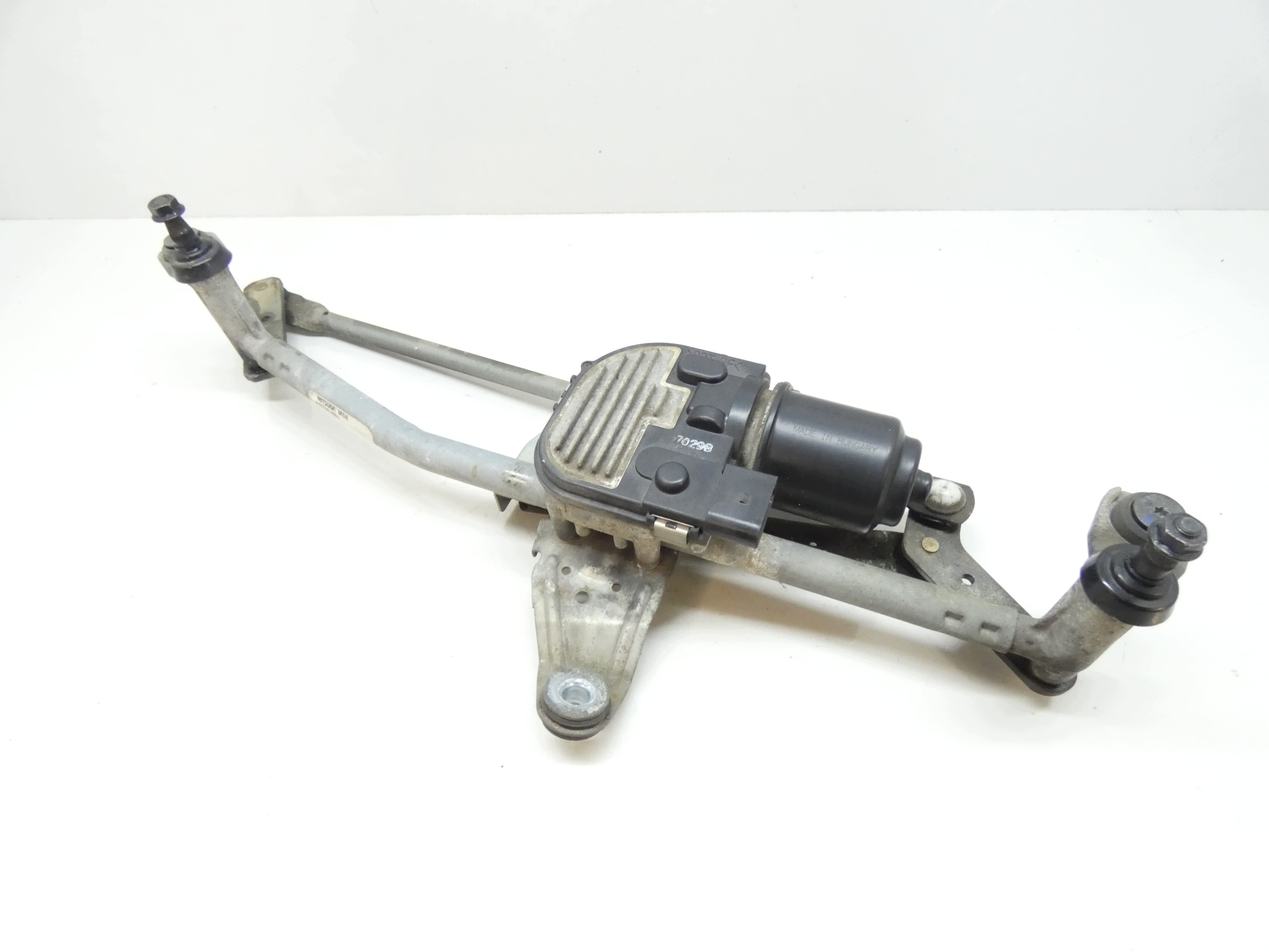 wiper mechanism front VW PASSAT B6 05-10 3C1955023E complete