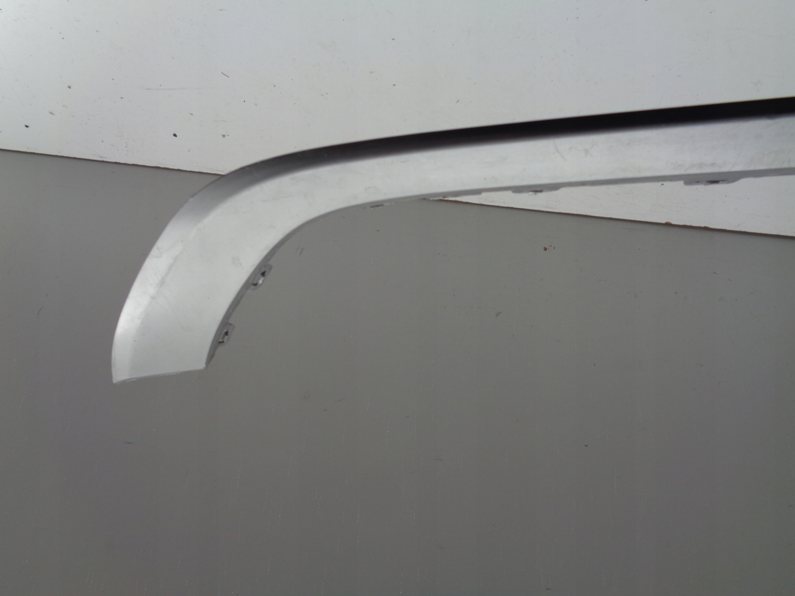 modanatura Paraurti posteriore VW T-ROC 2GA 17