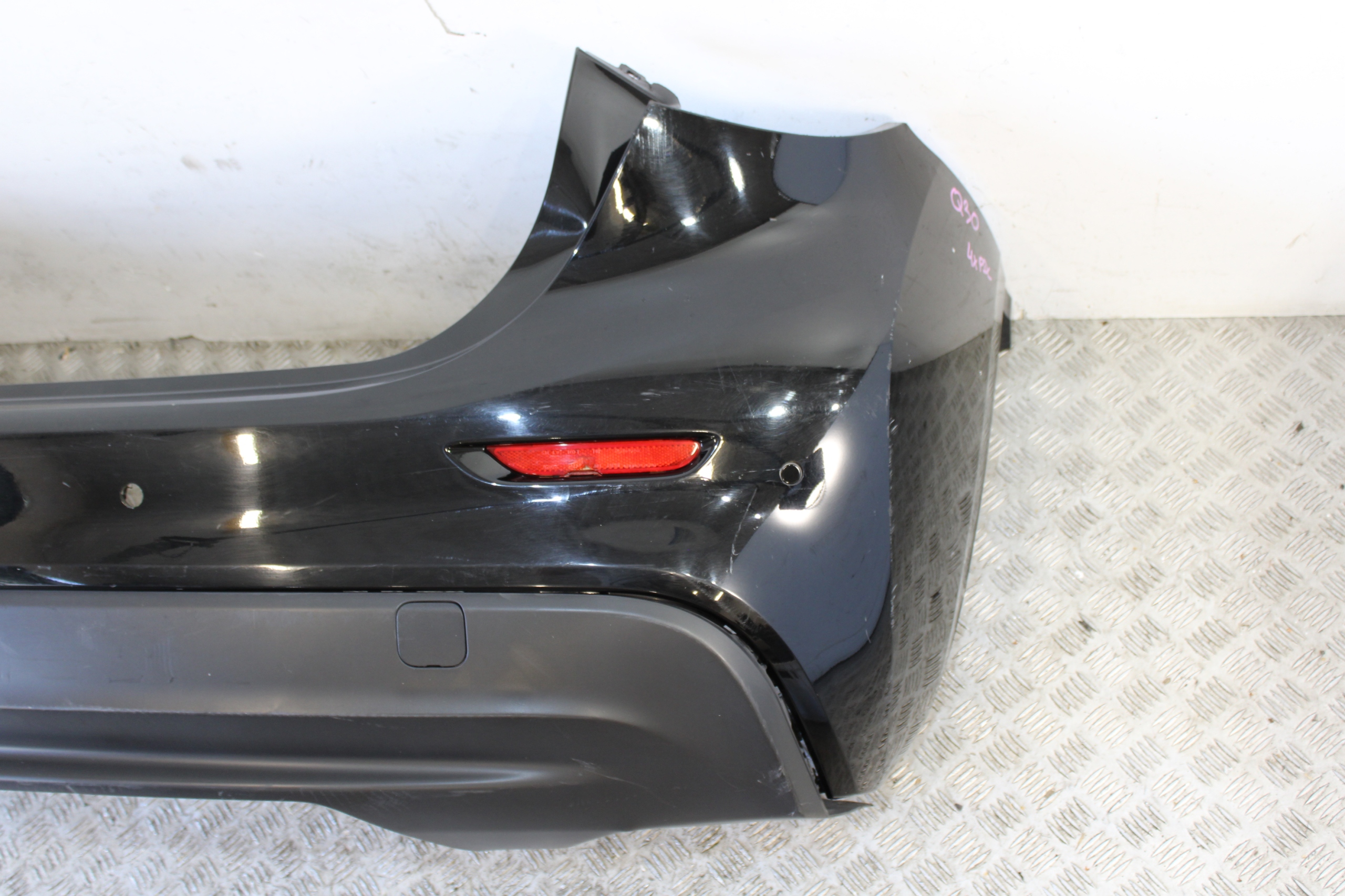 bumper rear part rear complete 4X PDC INFINITI Q30
